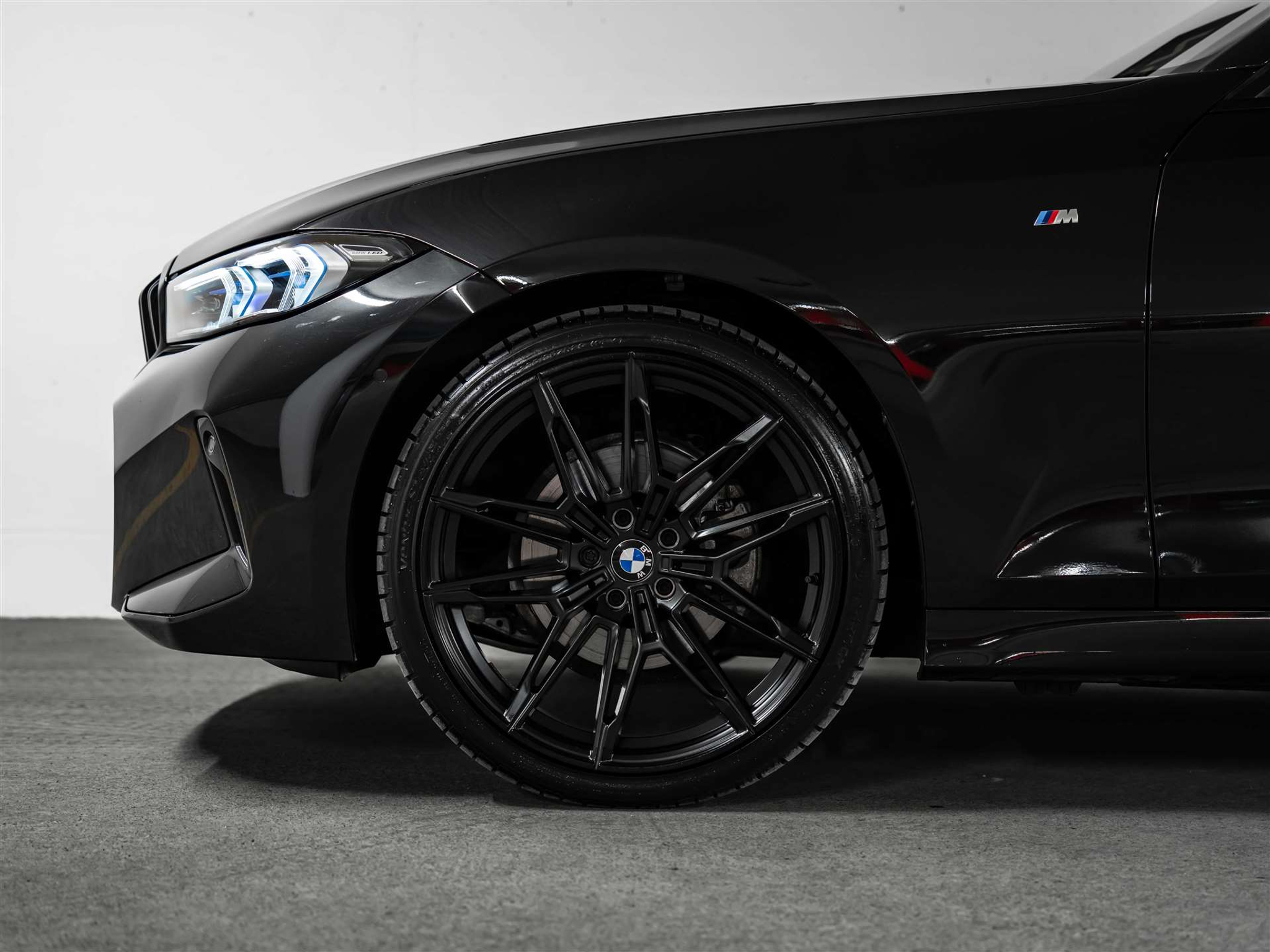 listing desktop thumbnail image 16