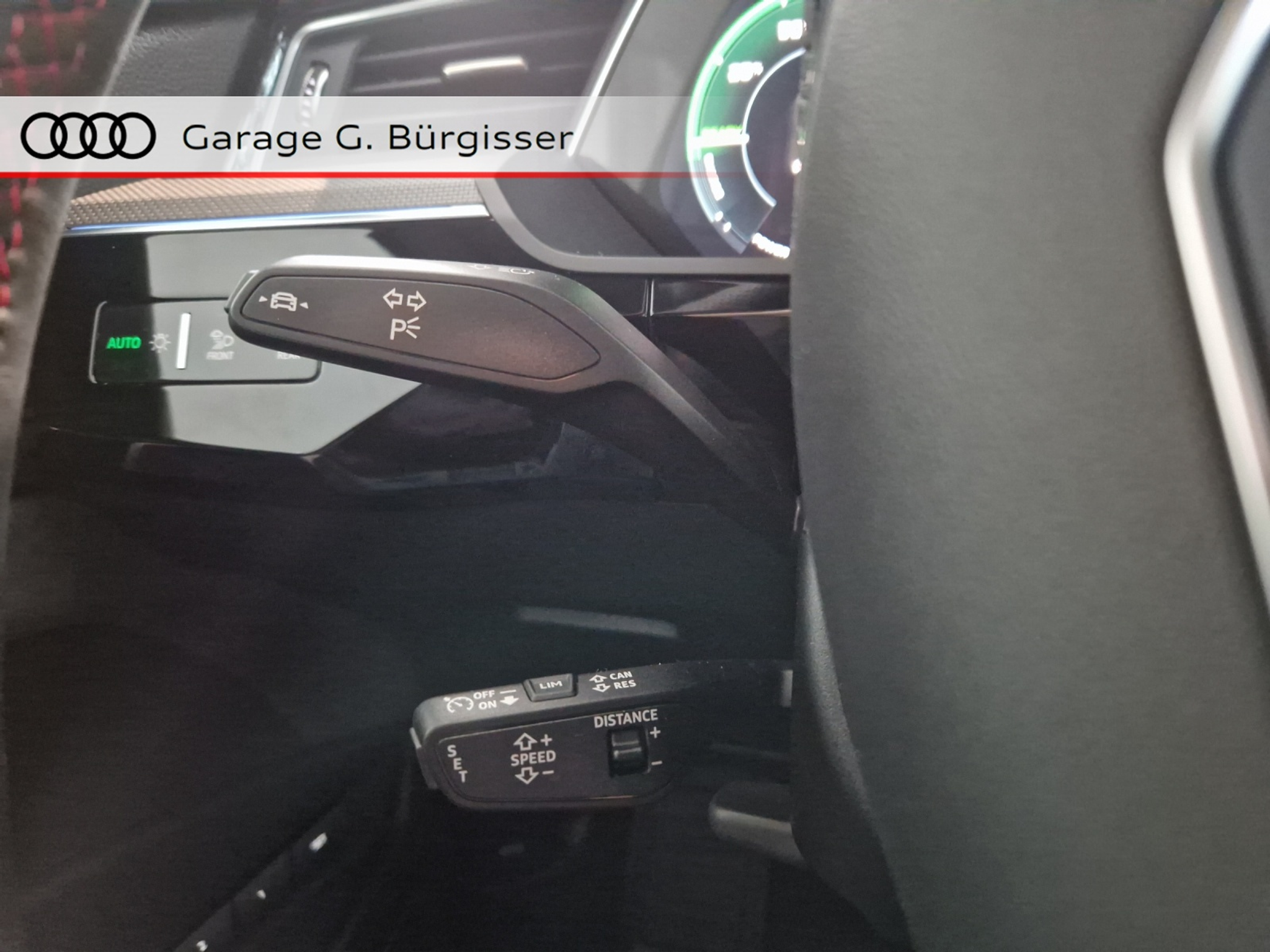 listing desktop thumbnail image 17