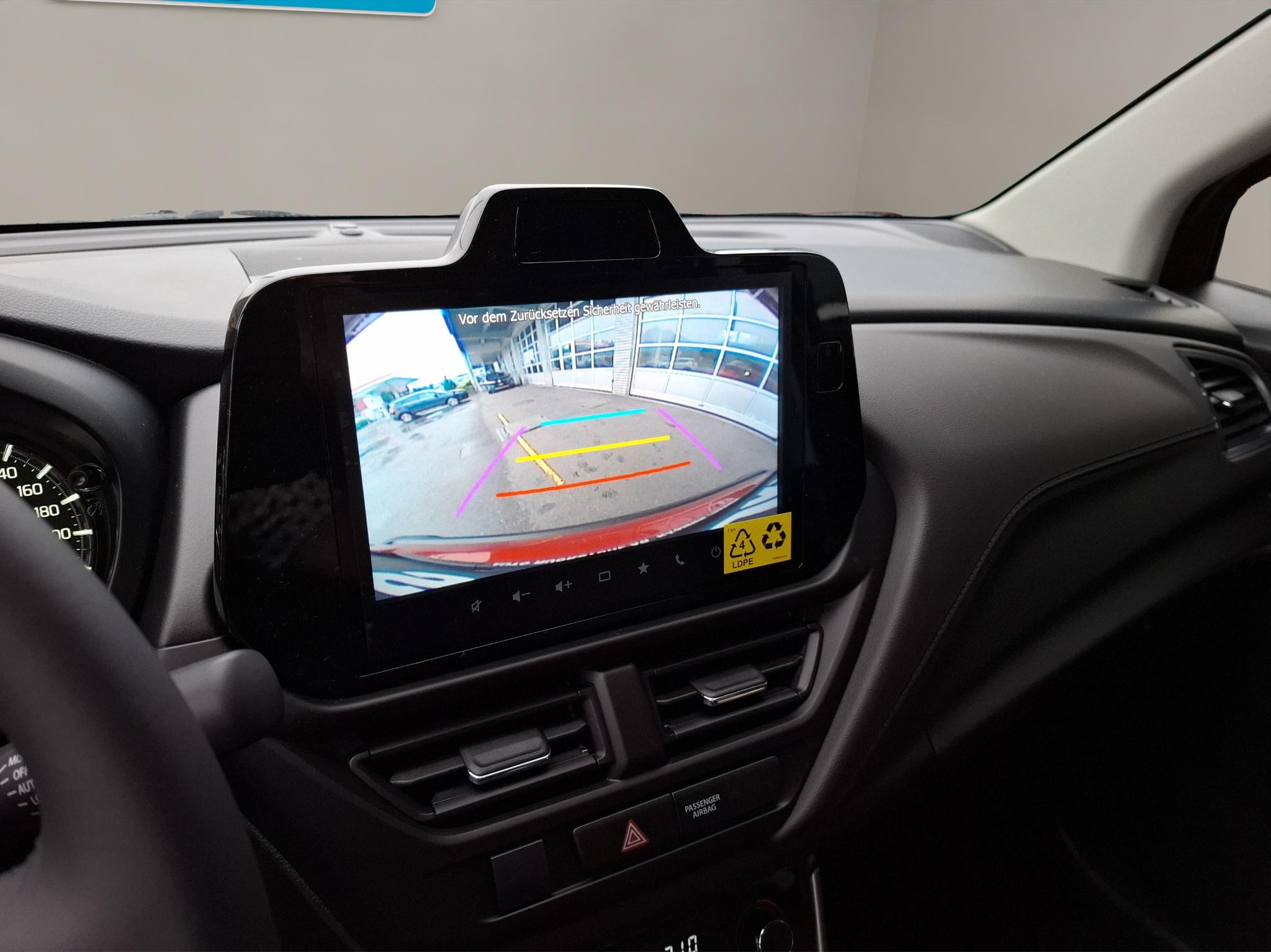 listing desktop thumbnail image 9