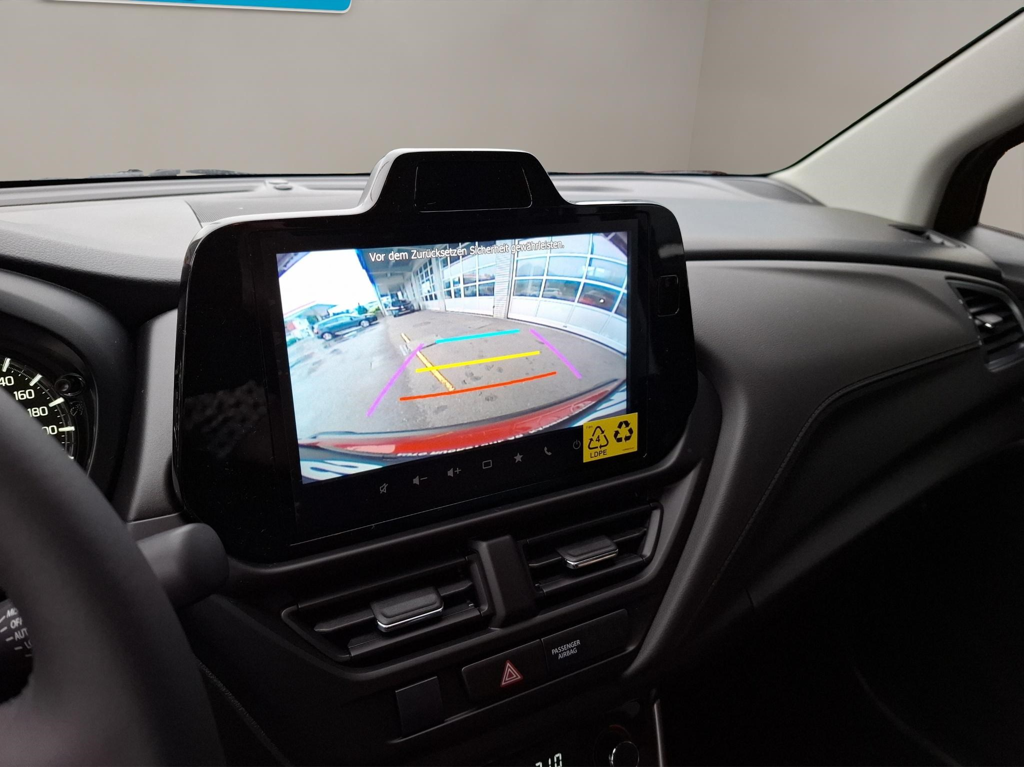 listing desktop thumbnail image 9