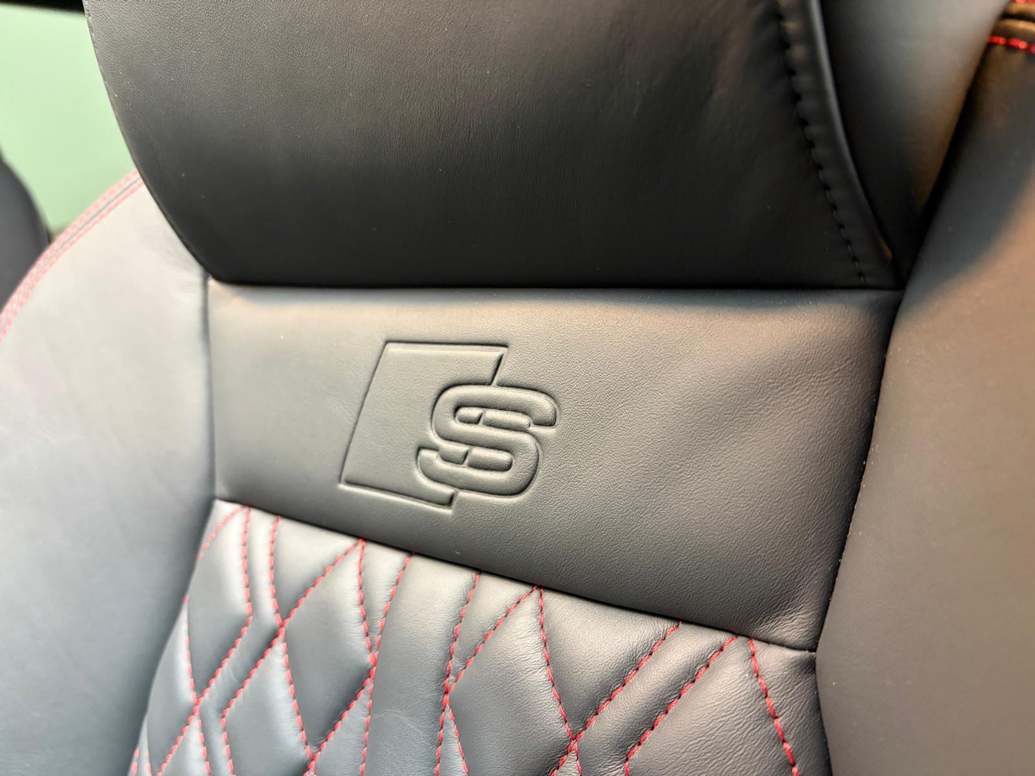 listing desktop thumbnail image 10