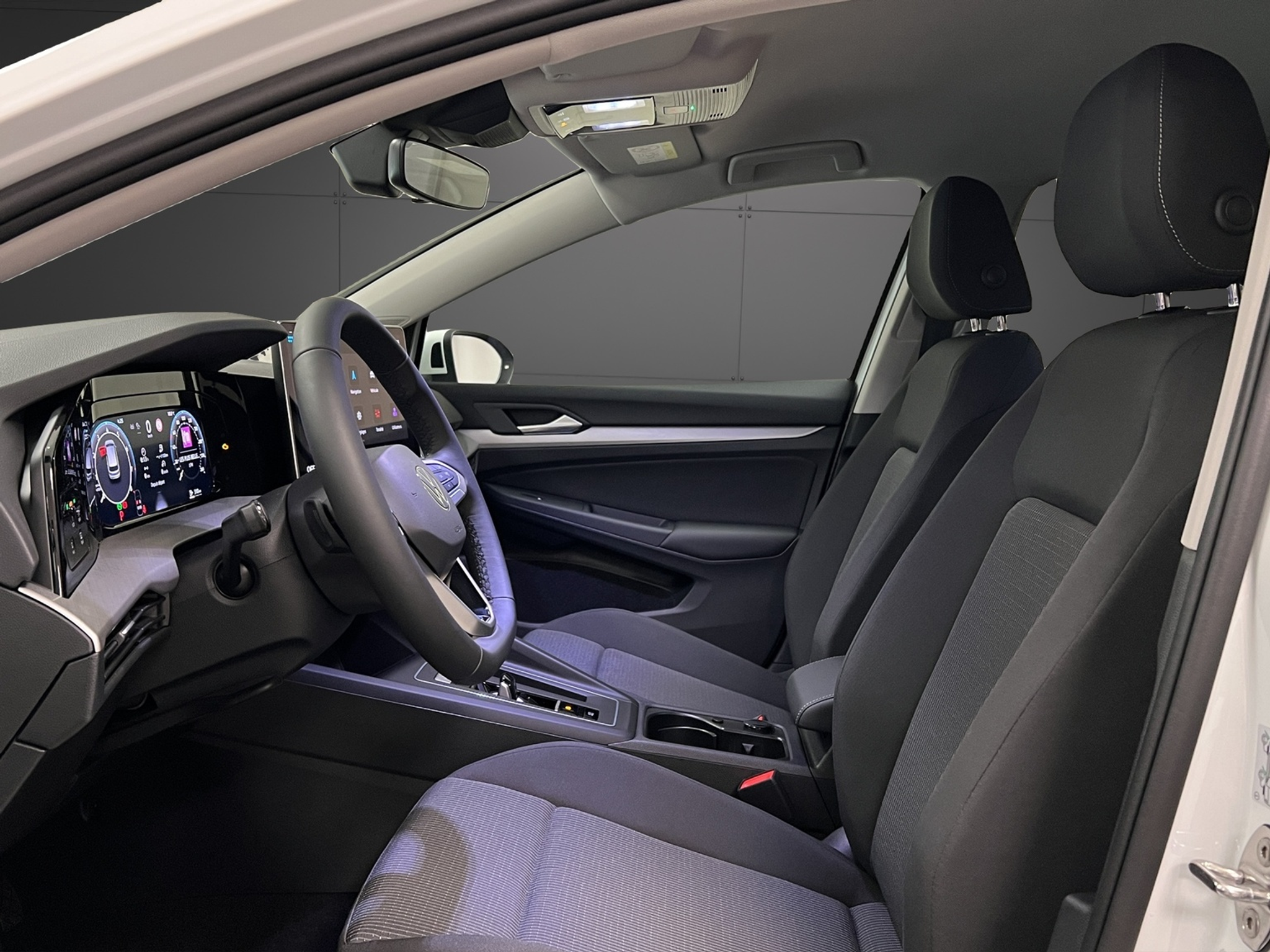 listing desktop thumbnail image 5