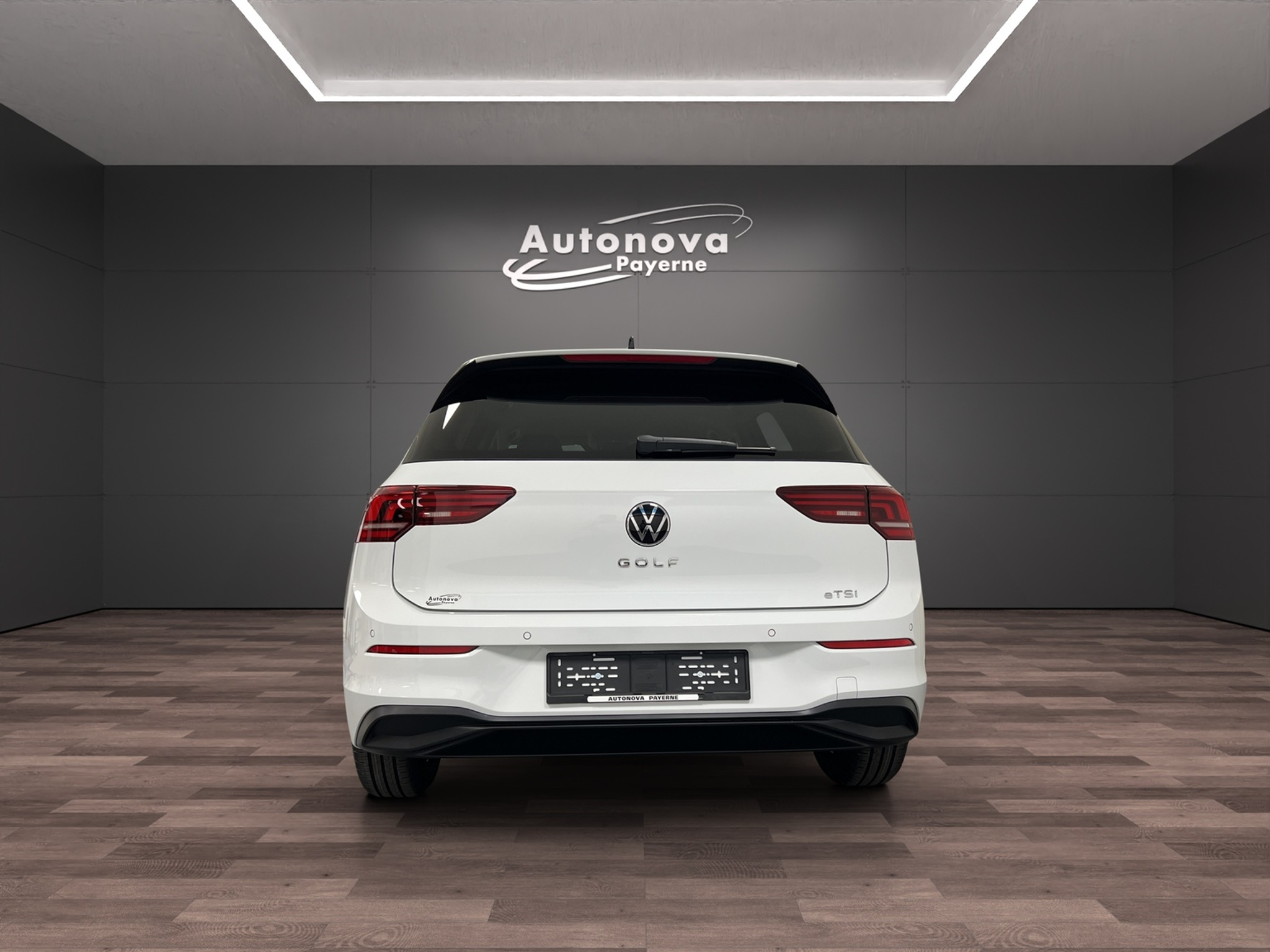 listing desktop thumbnail image 4