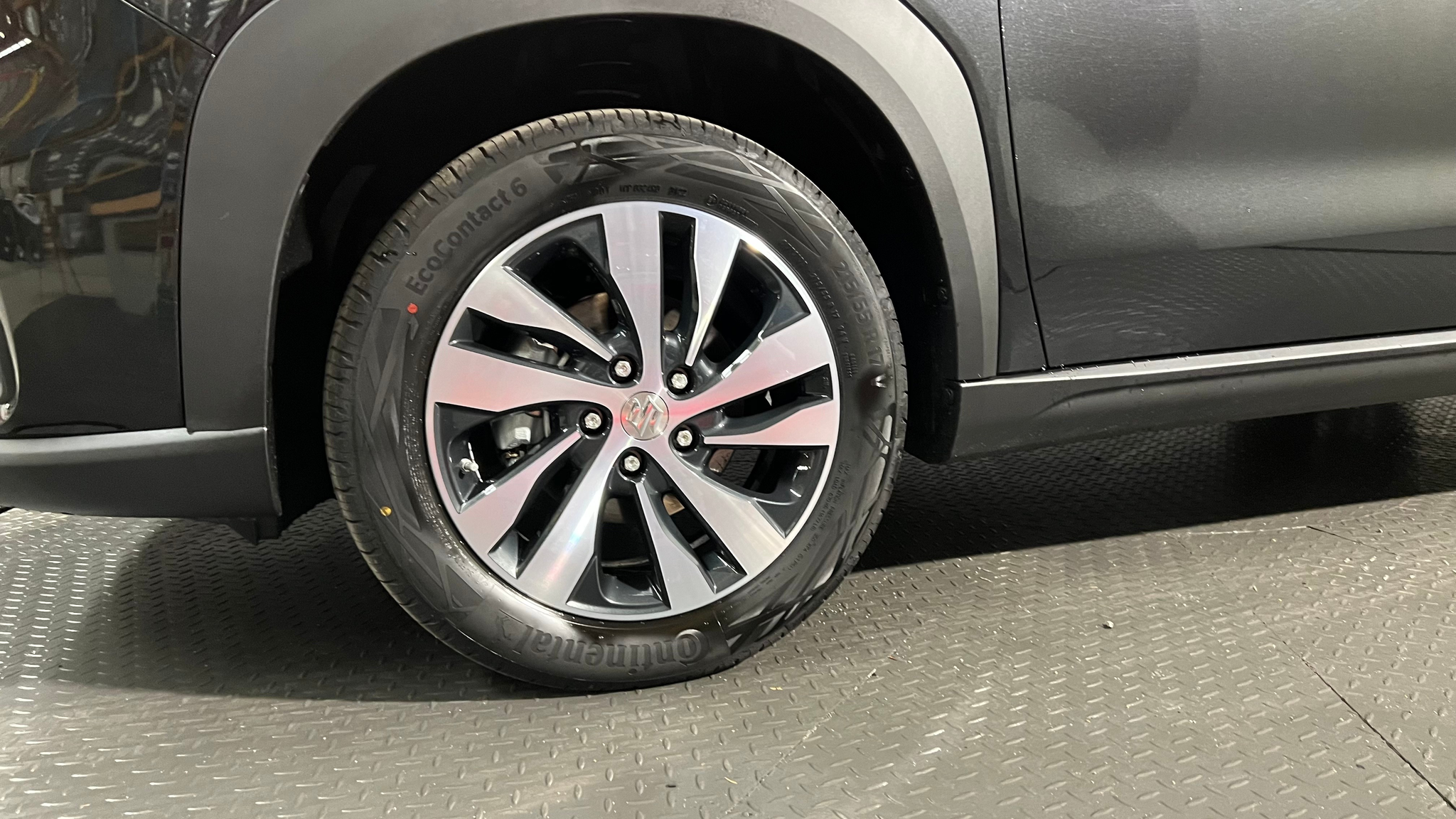 listing desktop thumbnail image 8