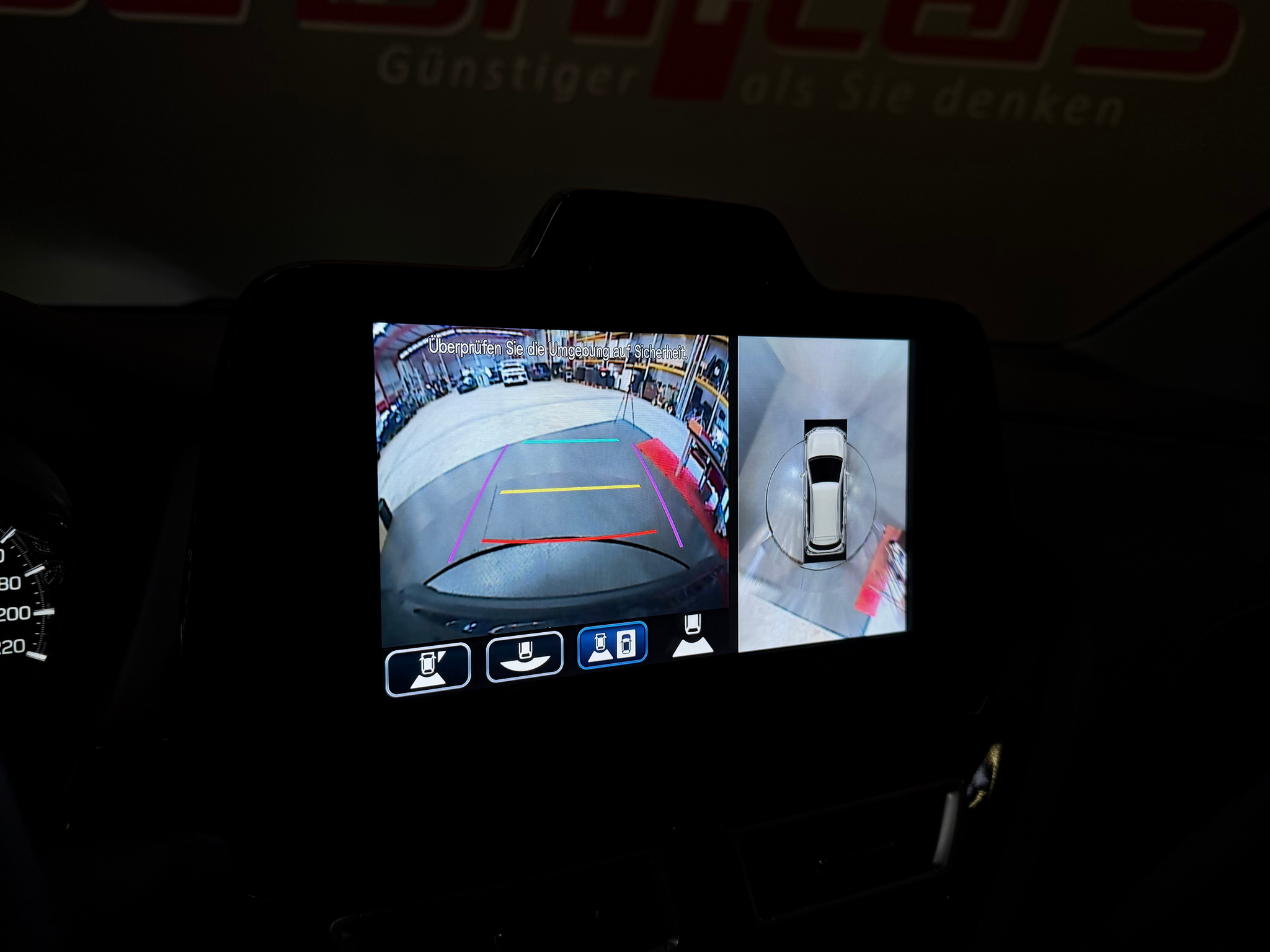 listing desktop thumbnail image 18