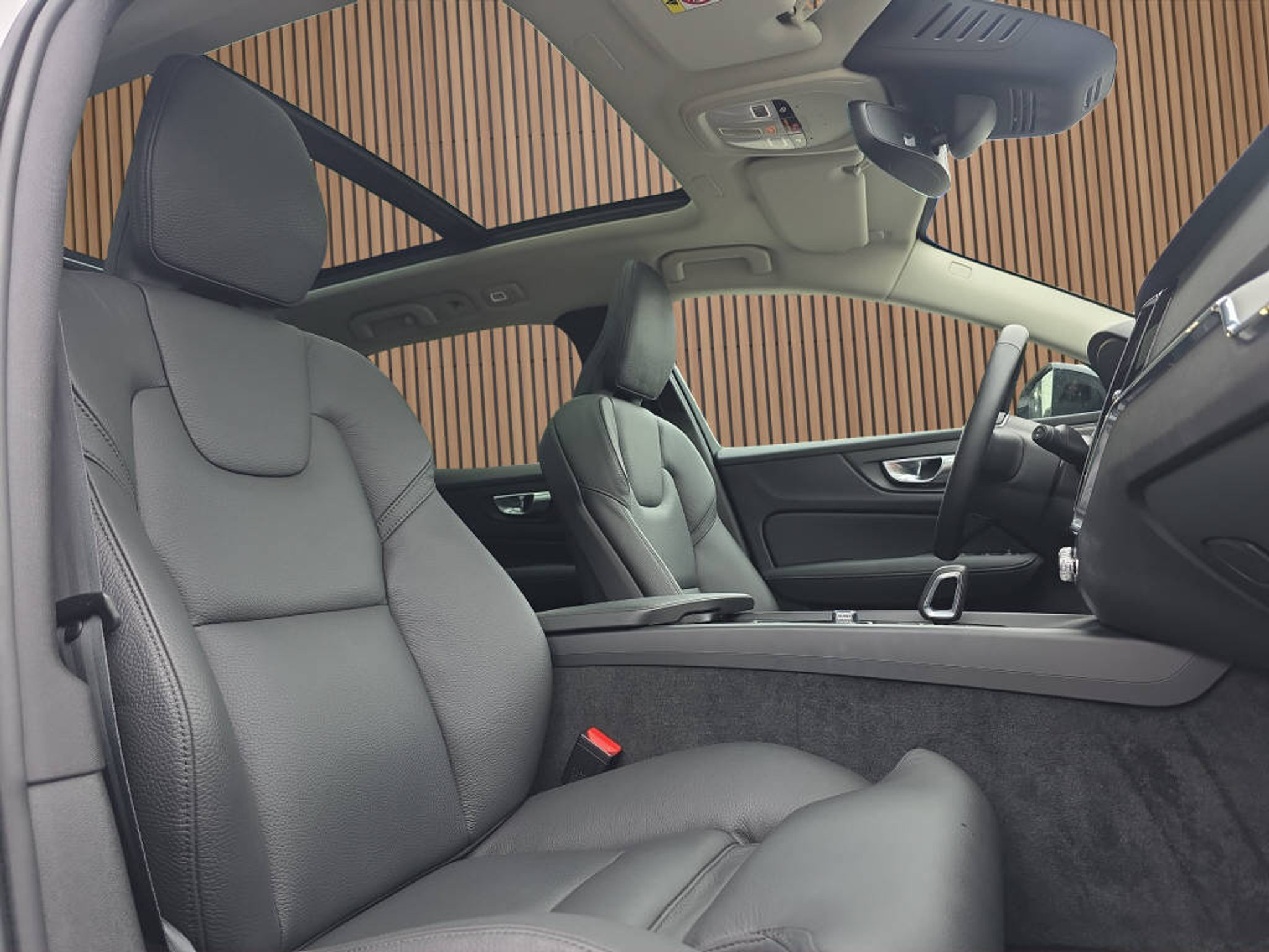 listing desktop thumbnail image 16