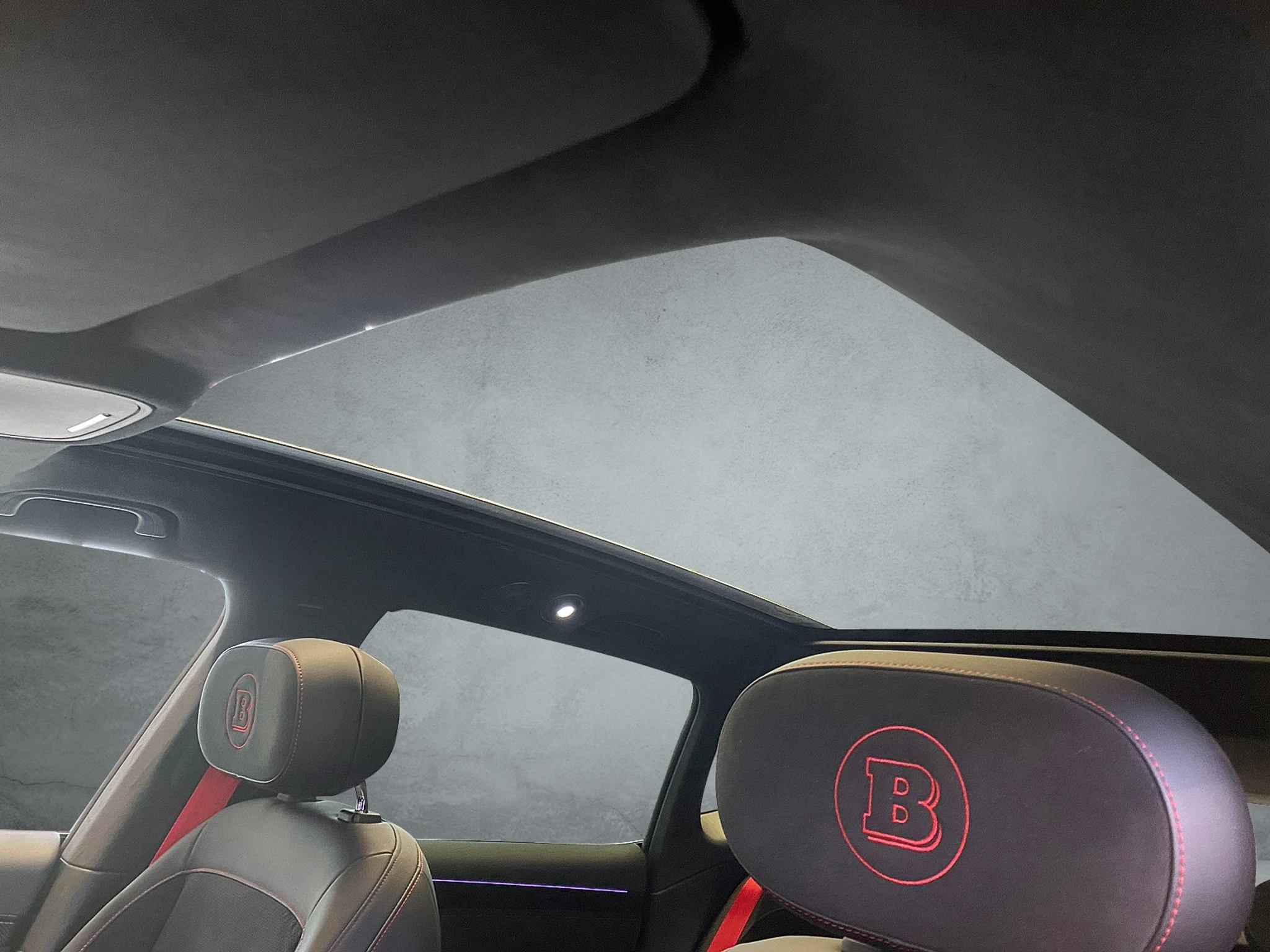 listing desktop thumbnail image 12