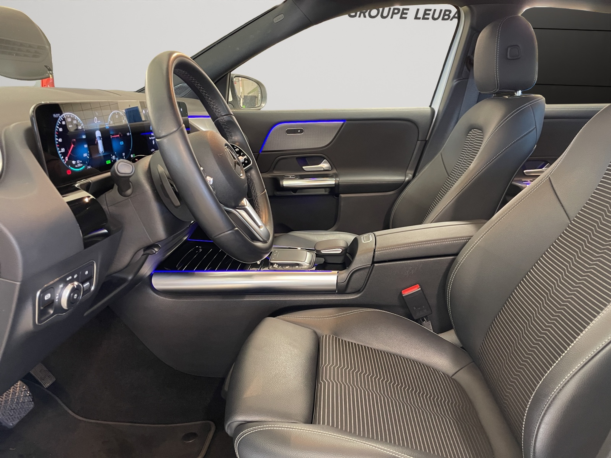 listing desktop thumbnail image 6