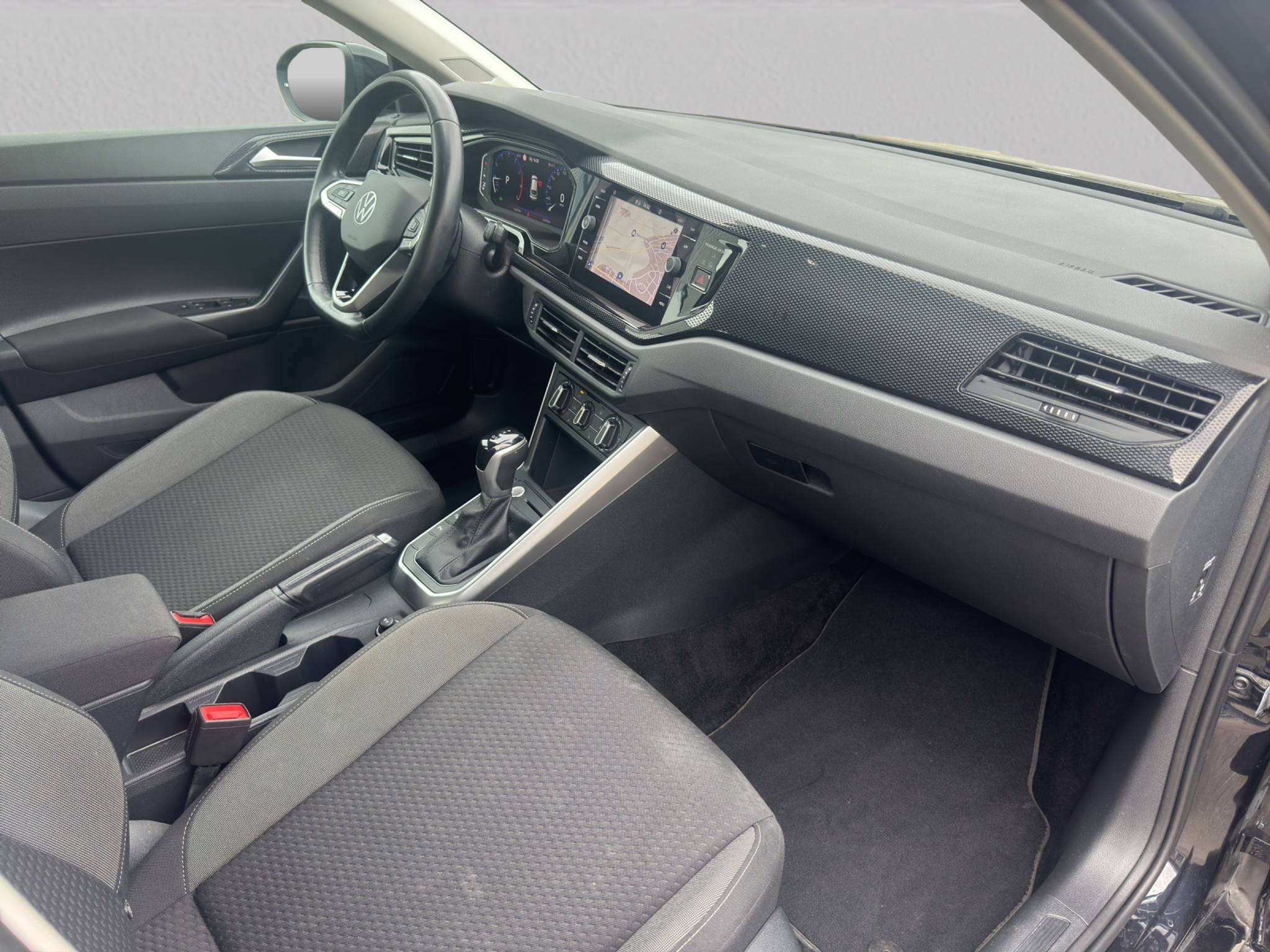 listing desktop thumbnail image 10