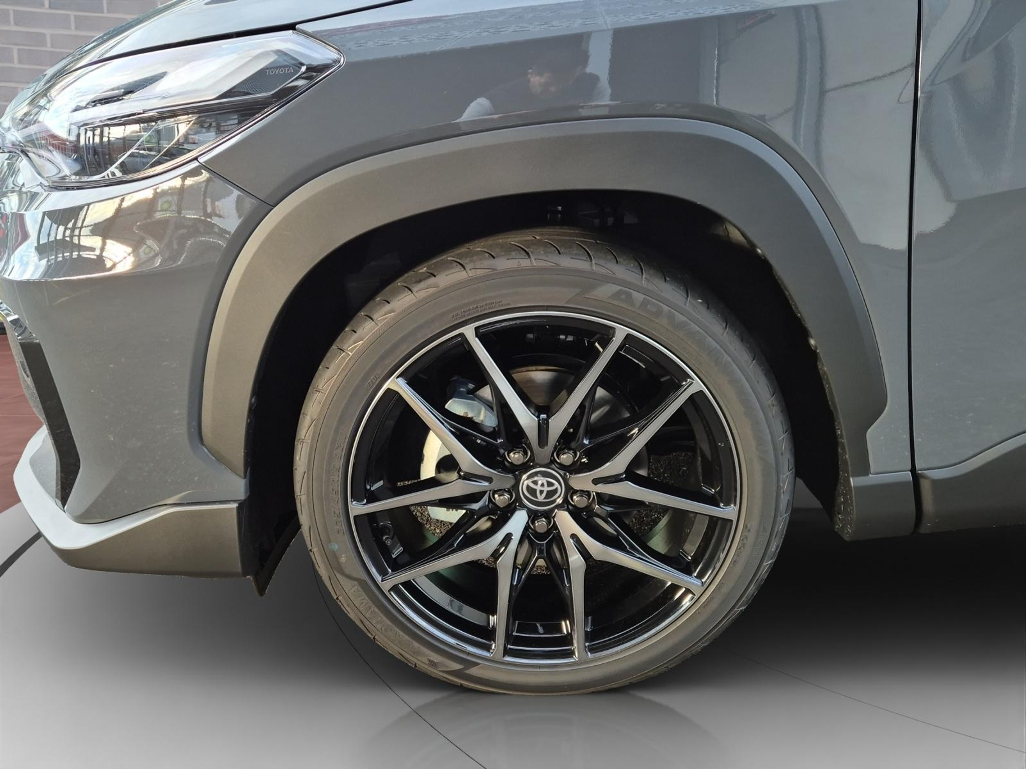 listing desktop thumbnail image 9