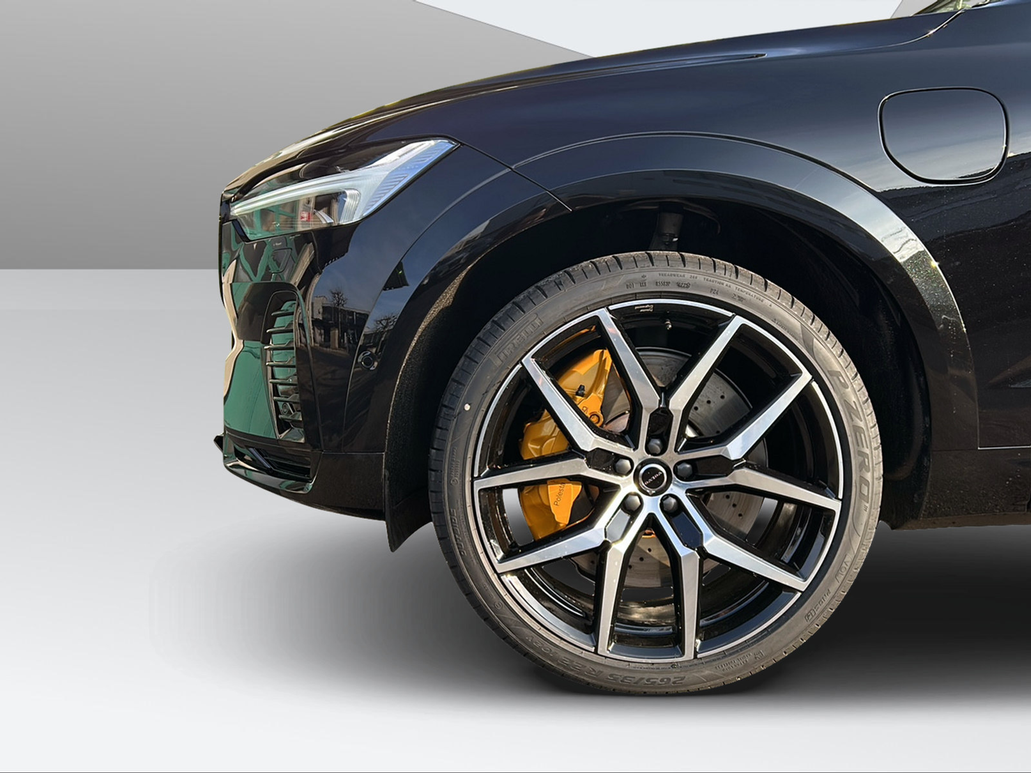 listing desktop thumbnail image 17