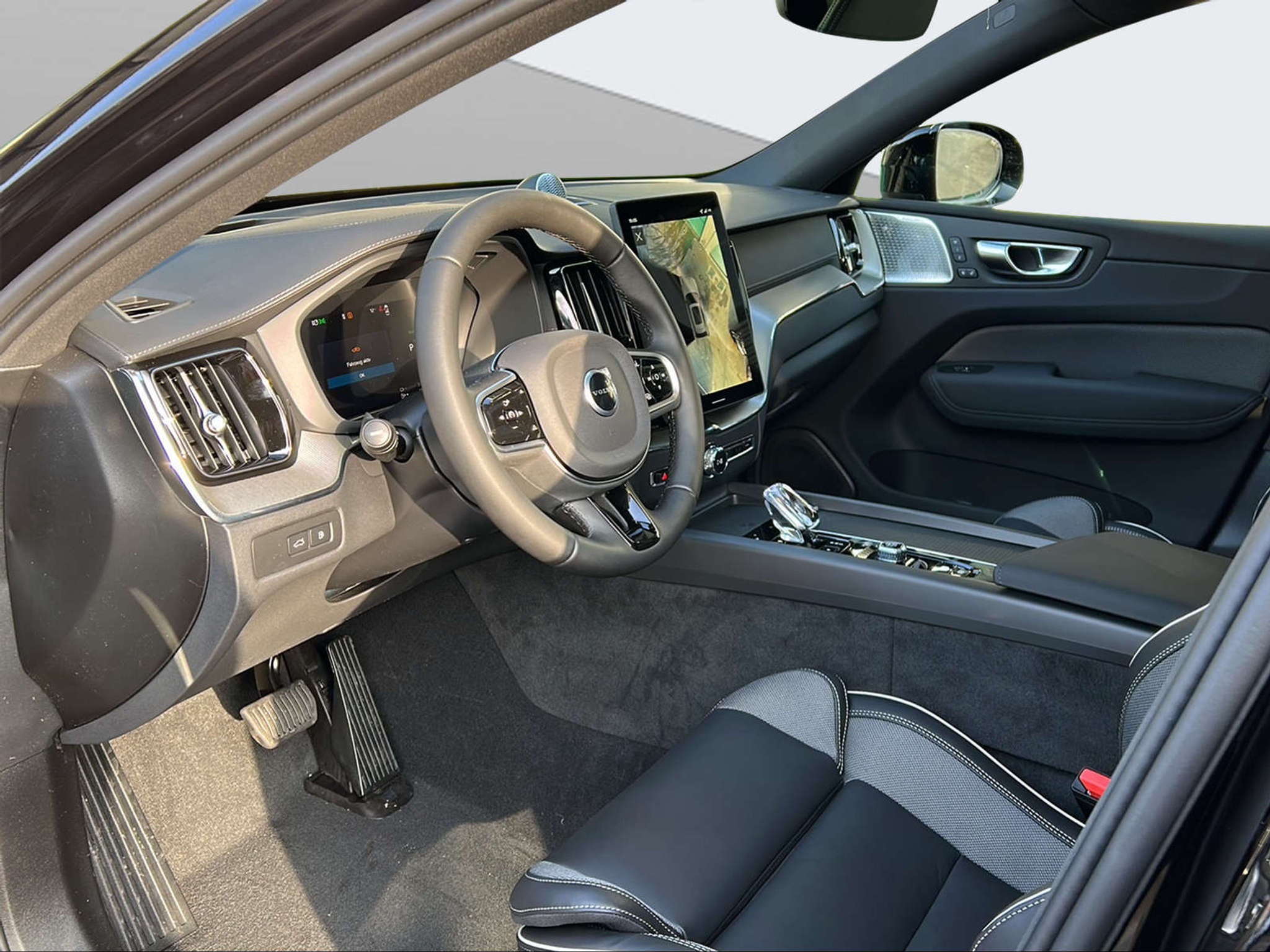 listing desktop thumbnail image 9