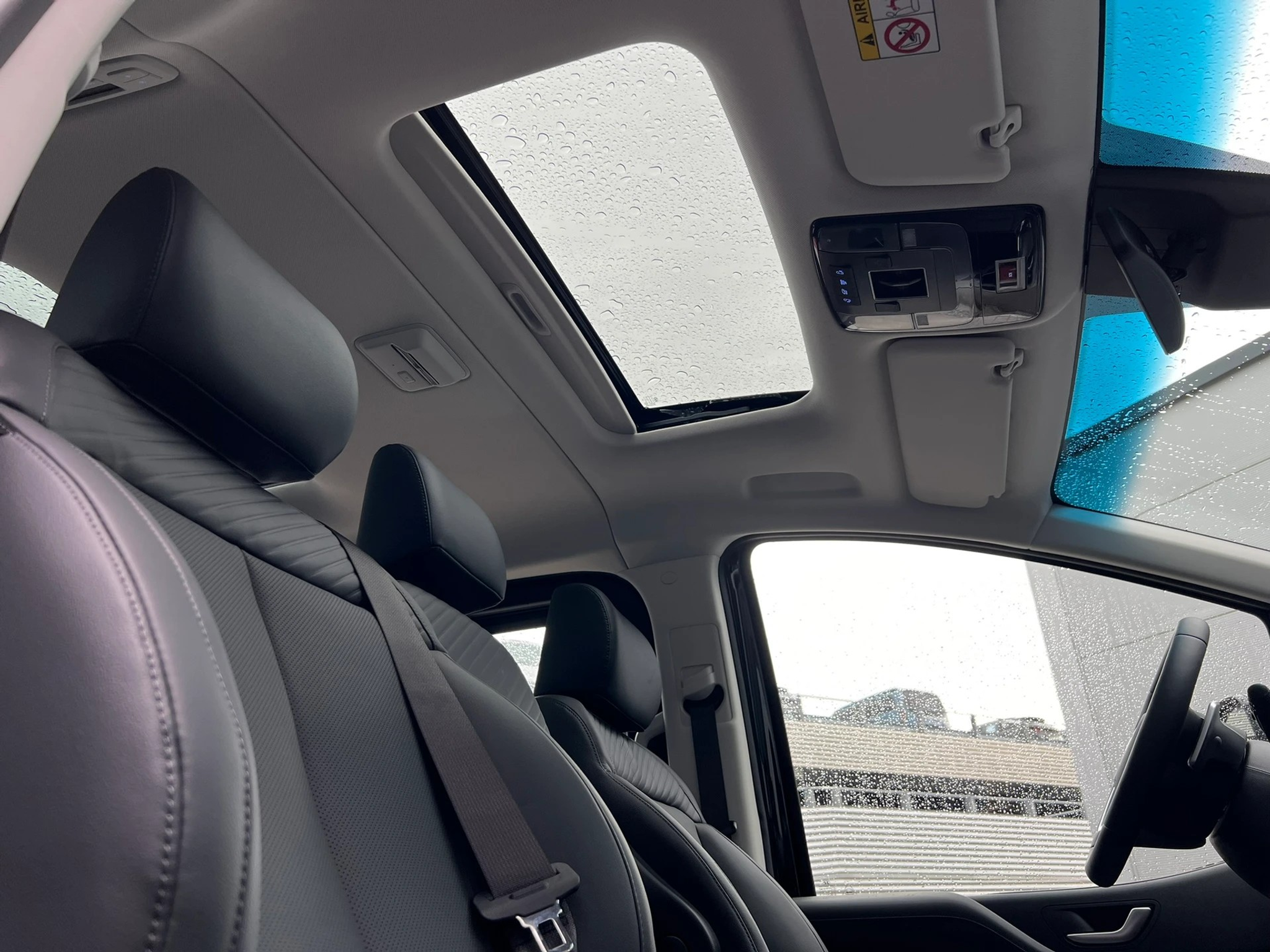 listing desktop thumbnail image 17