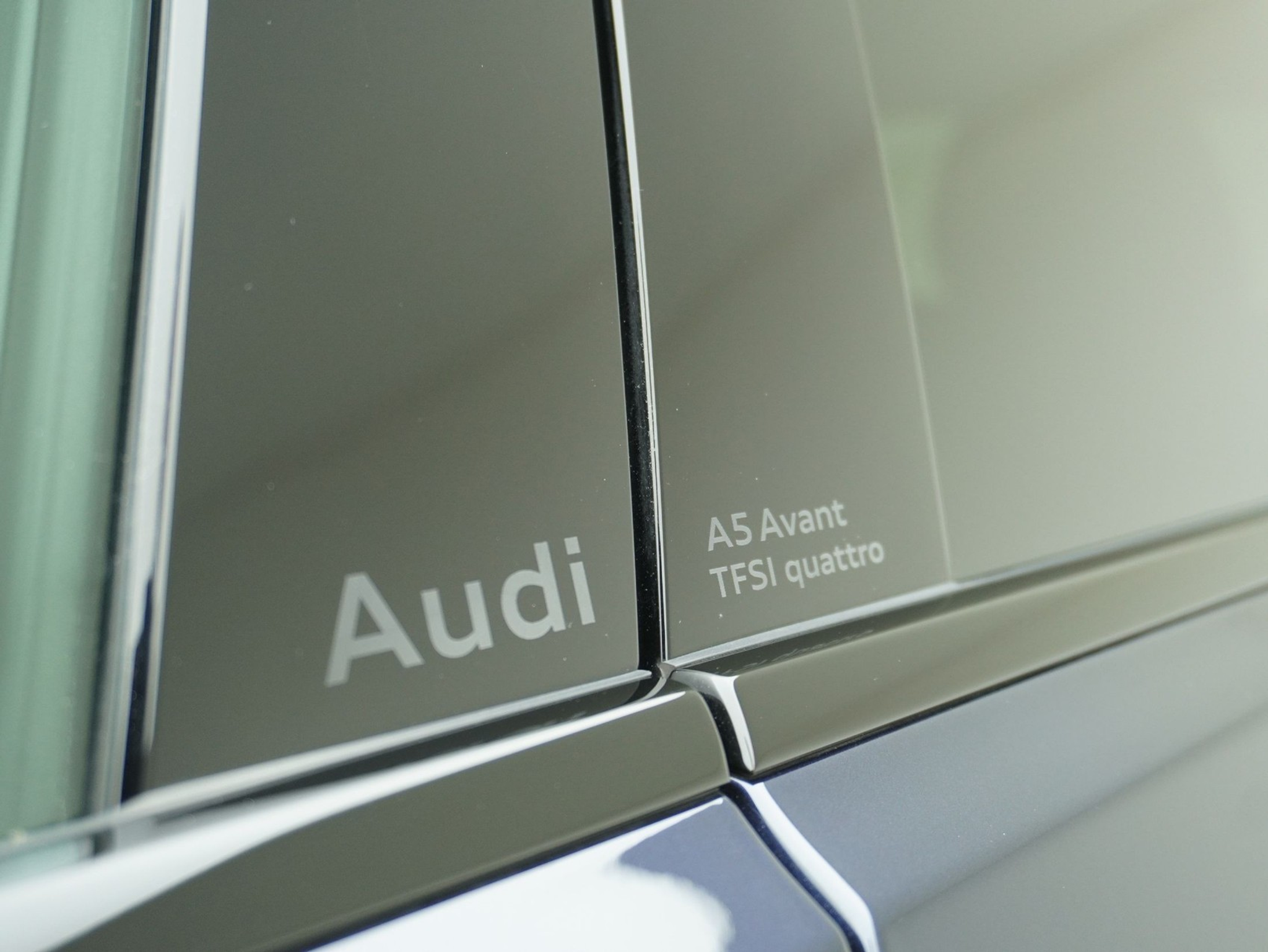 listing desktop thumbnail image 7