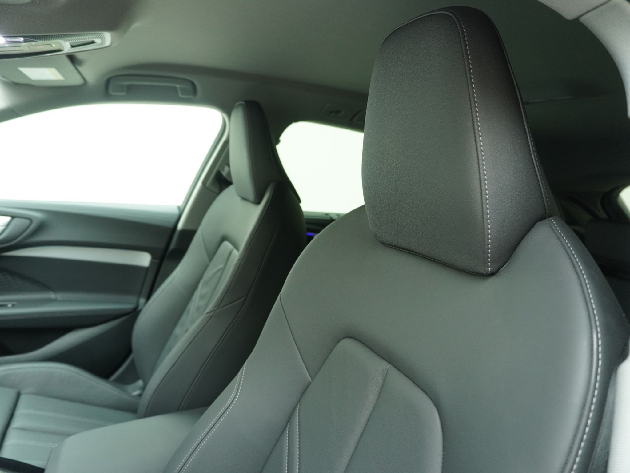 listing desktop thumbnail image 10