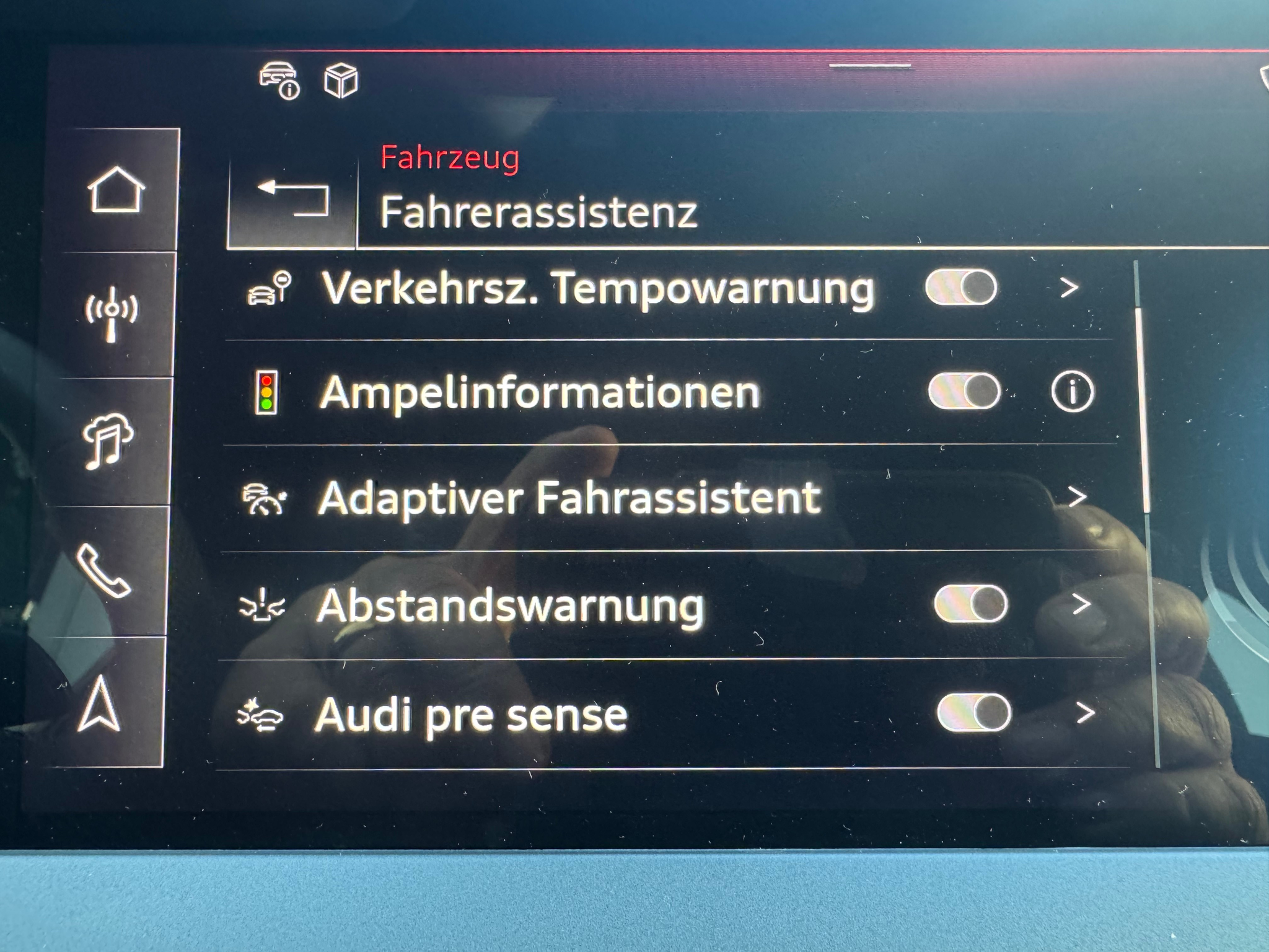 listing desktop thumbnail image 15