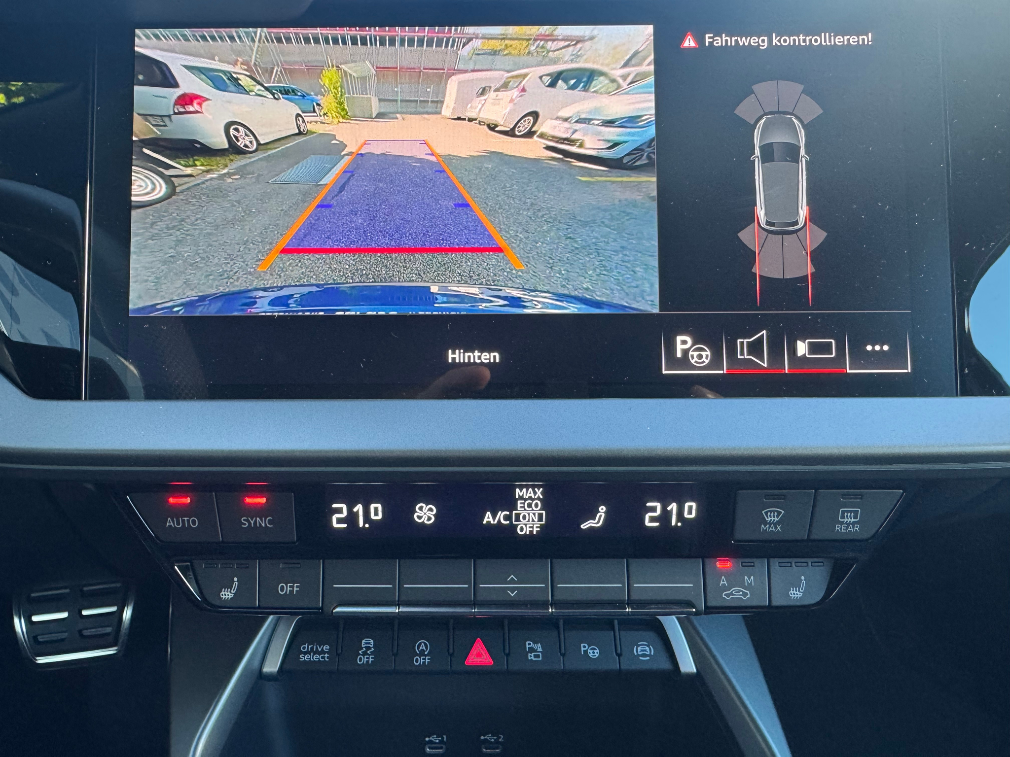 listing desktop thumbnail image 13