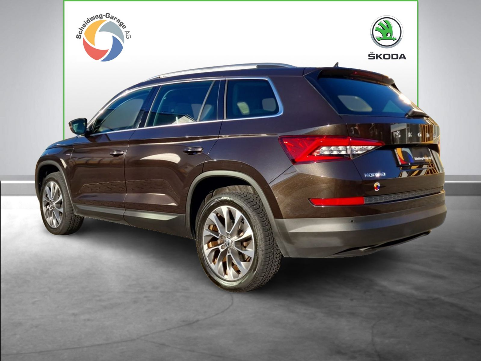 listing desktop thumbnail image 12