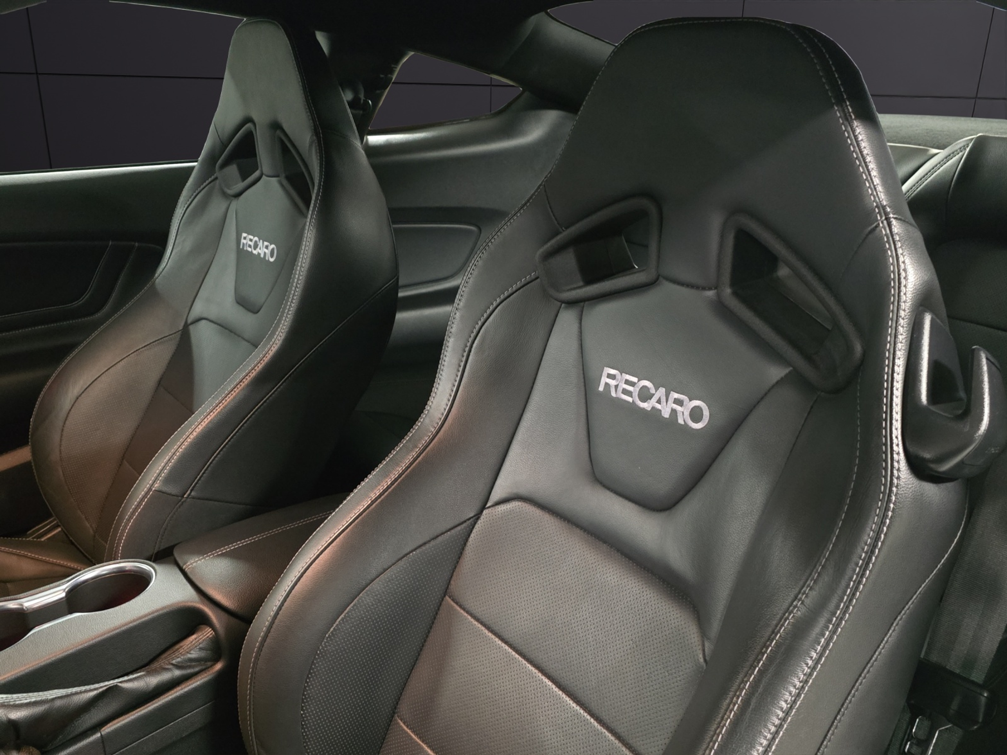 listing desktop thumbnail image 18