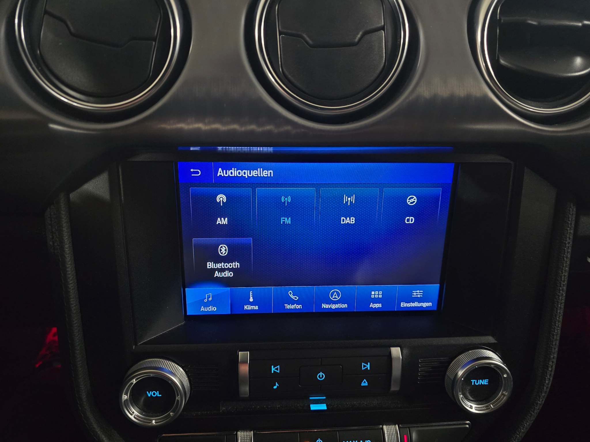 listing desktop thumbnail image 15