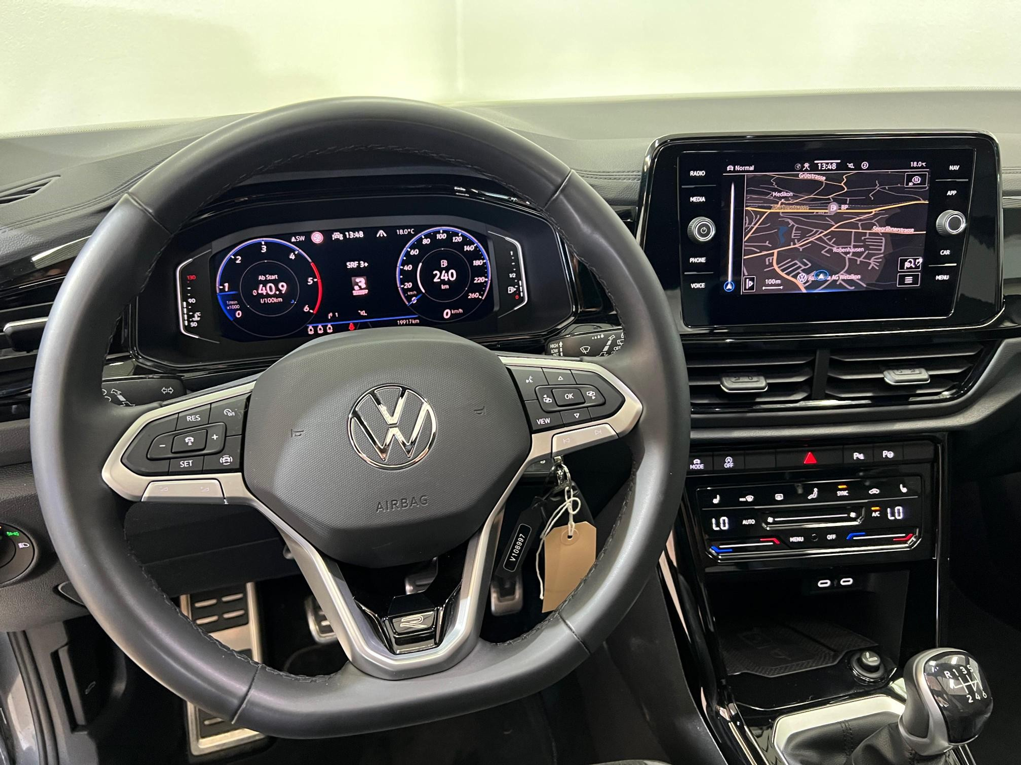 listing desktop thumbnail image 6