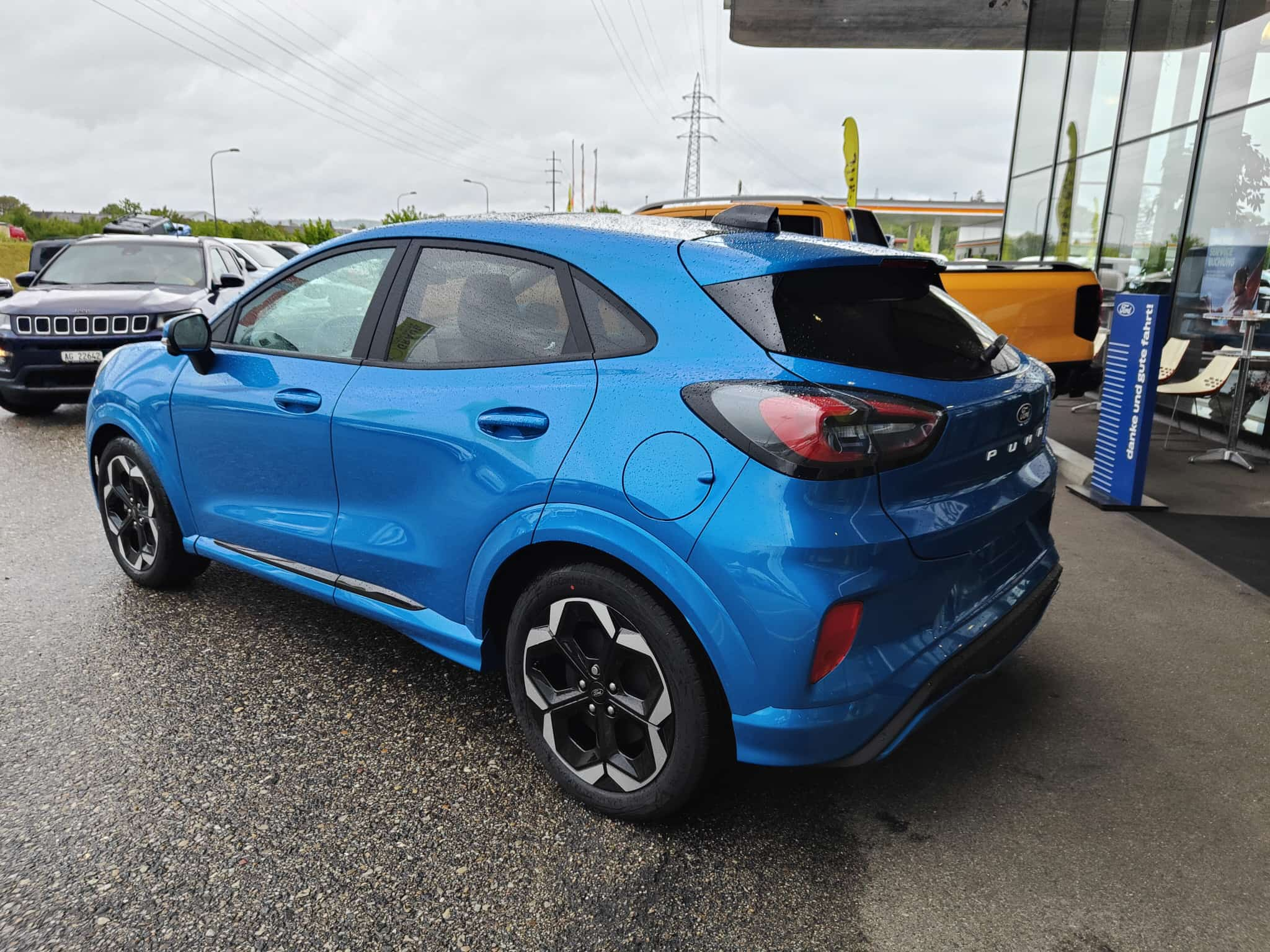 listing desktop thumbnail image 5