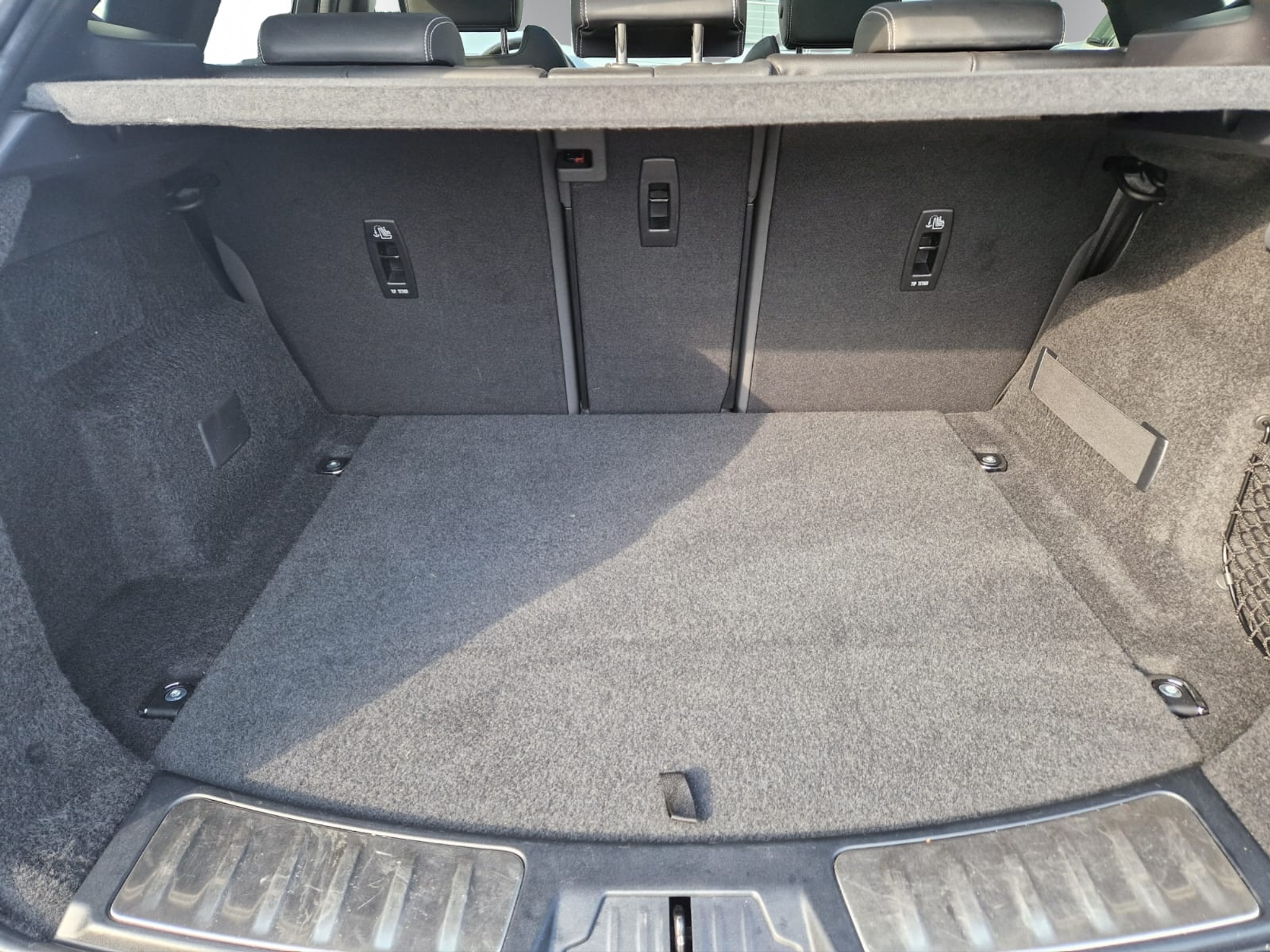 listing desktop thumbnail image 10