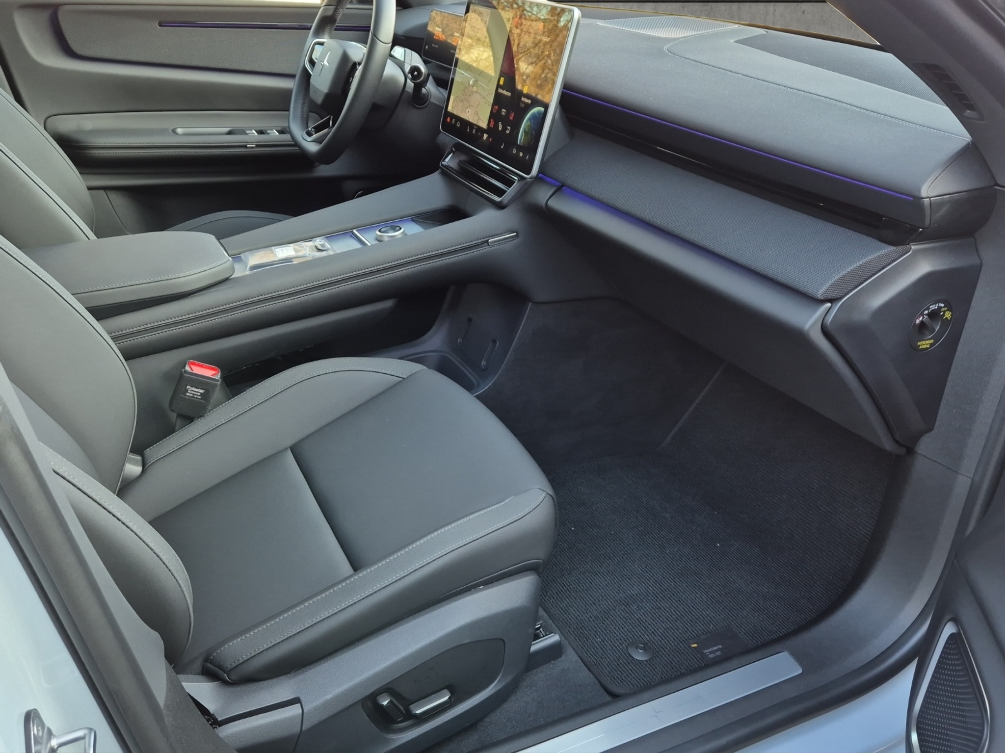 listing desktop thumbnail image 17