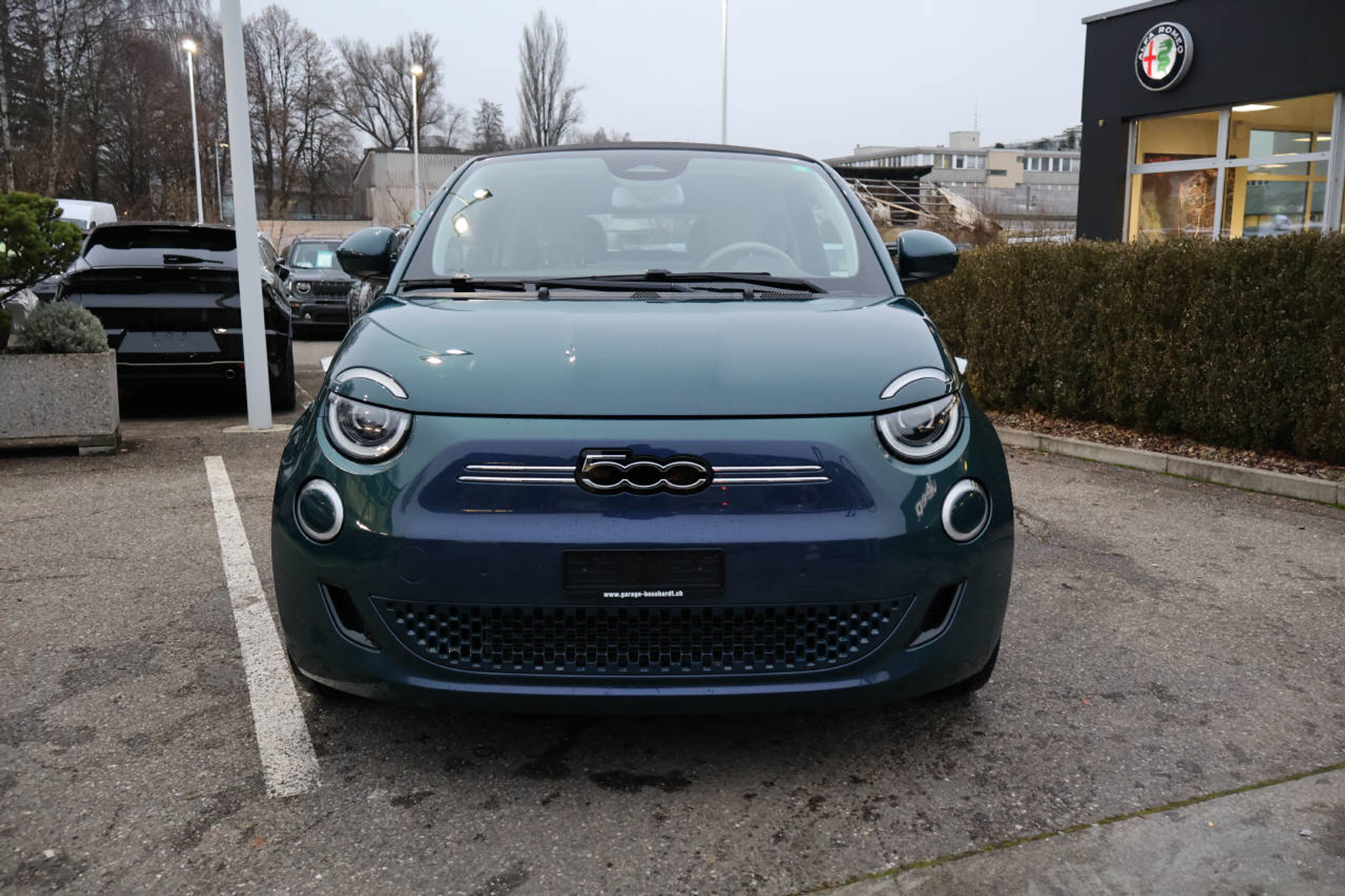 listing desktop thumbnail image 7