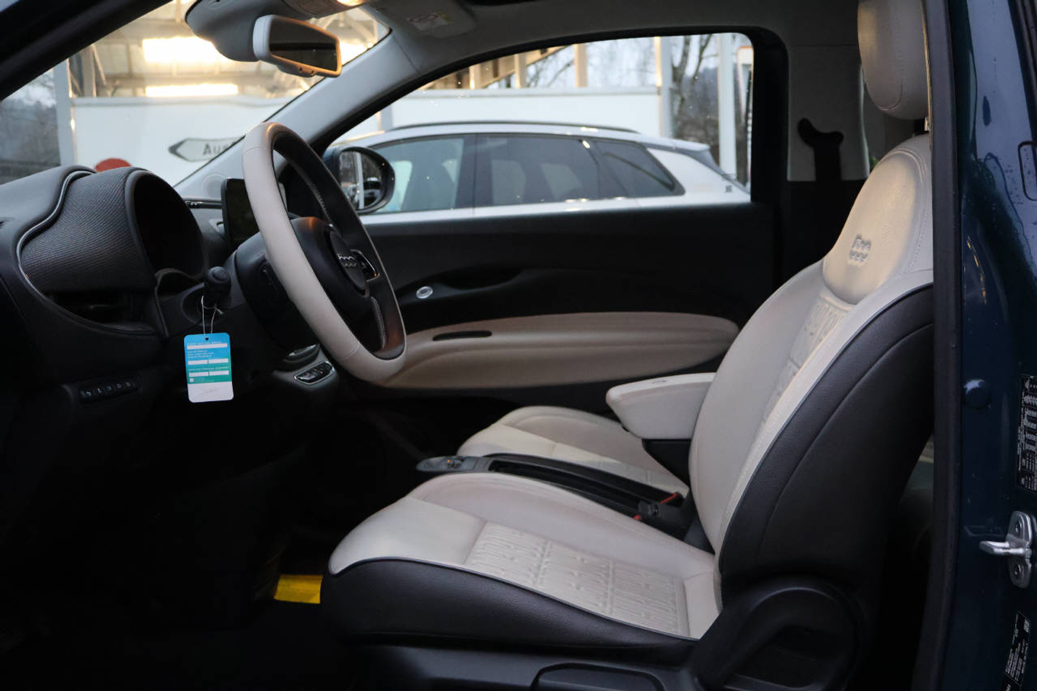 listing desktop thumbnail image 10