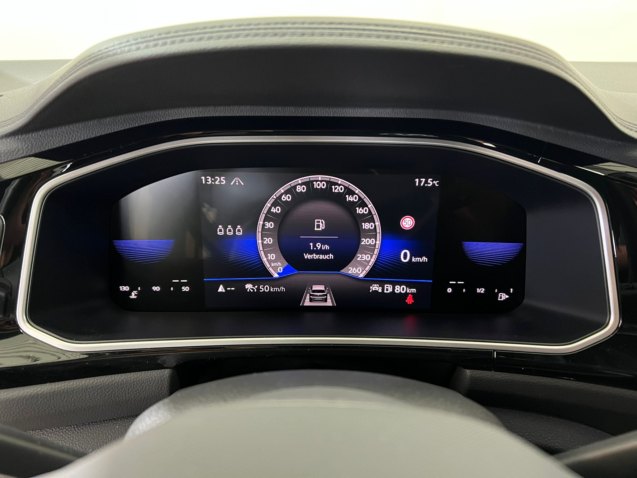 listing desktop thumbnail image 8