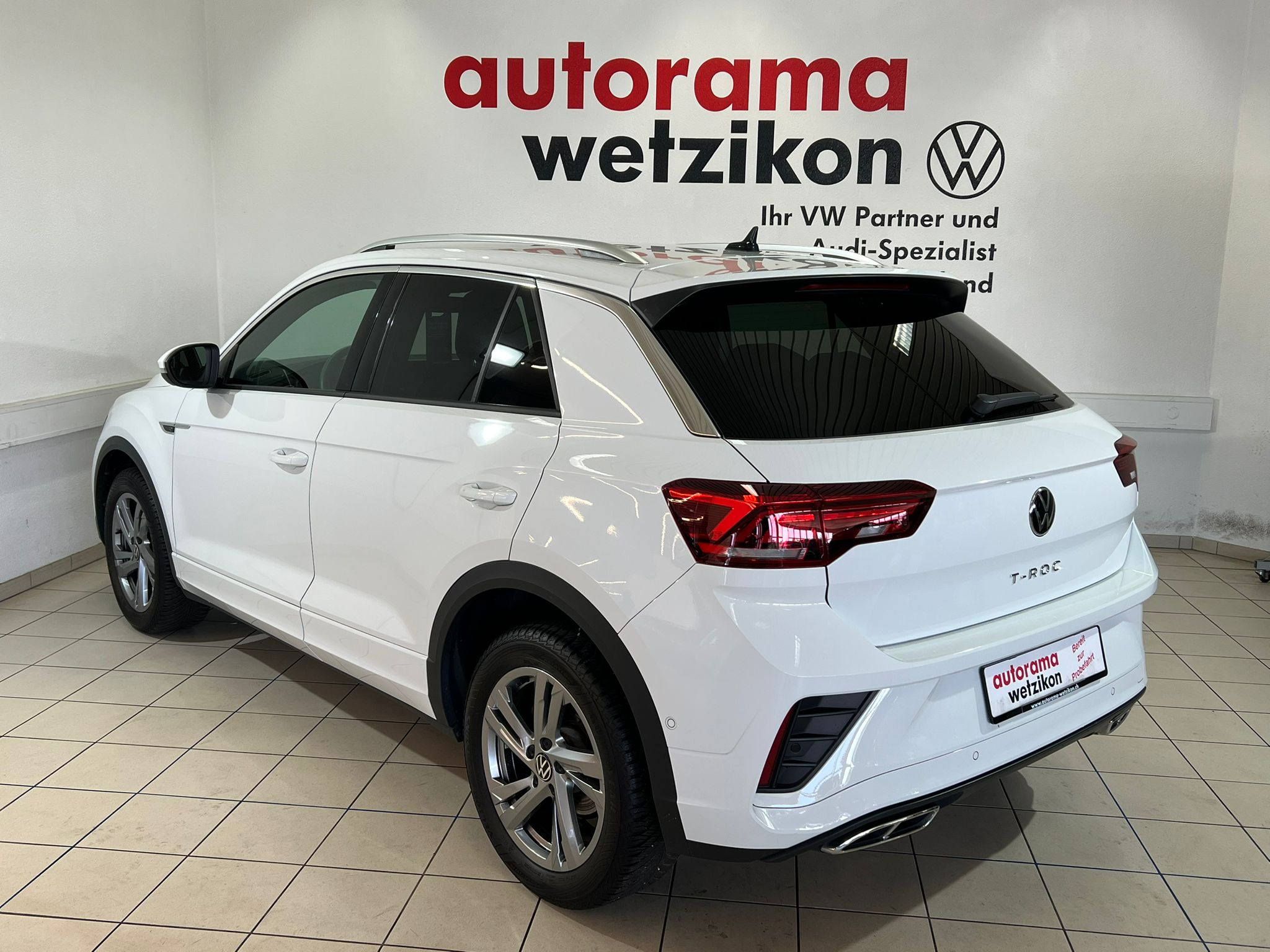 listing desktop thumbnail image 2