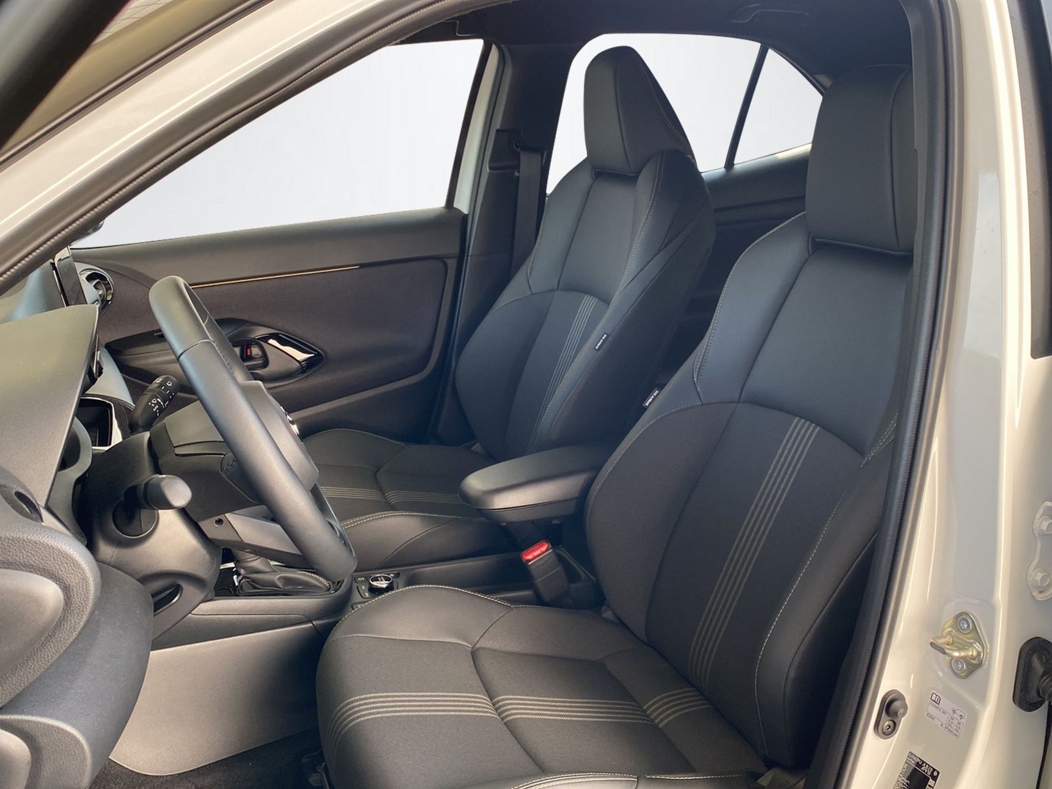 listing desktop thumbnail image 14