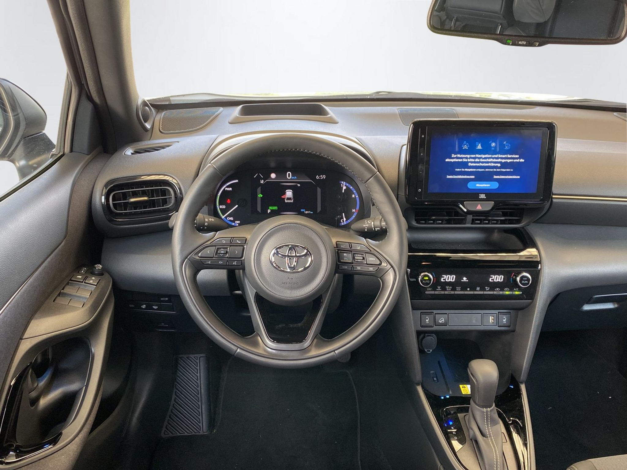 listing desktop thumbnail image 12