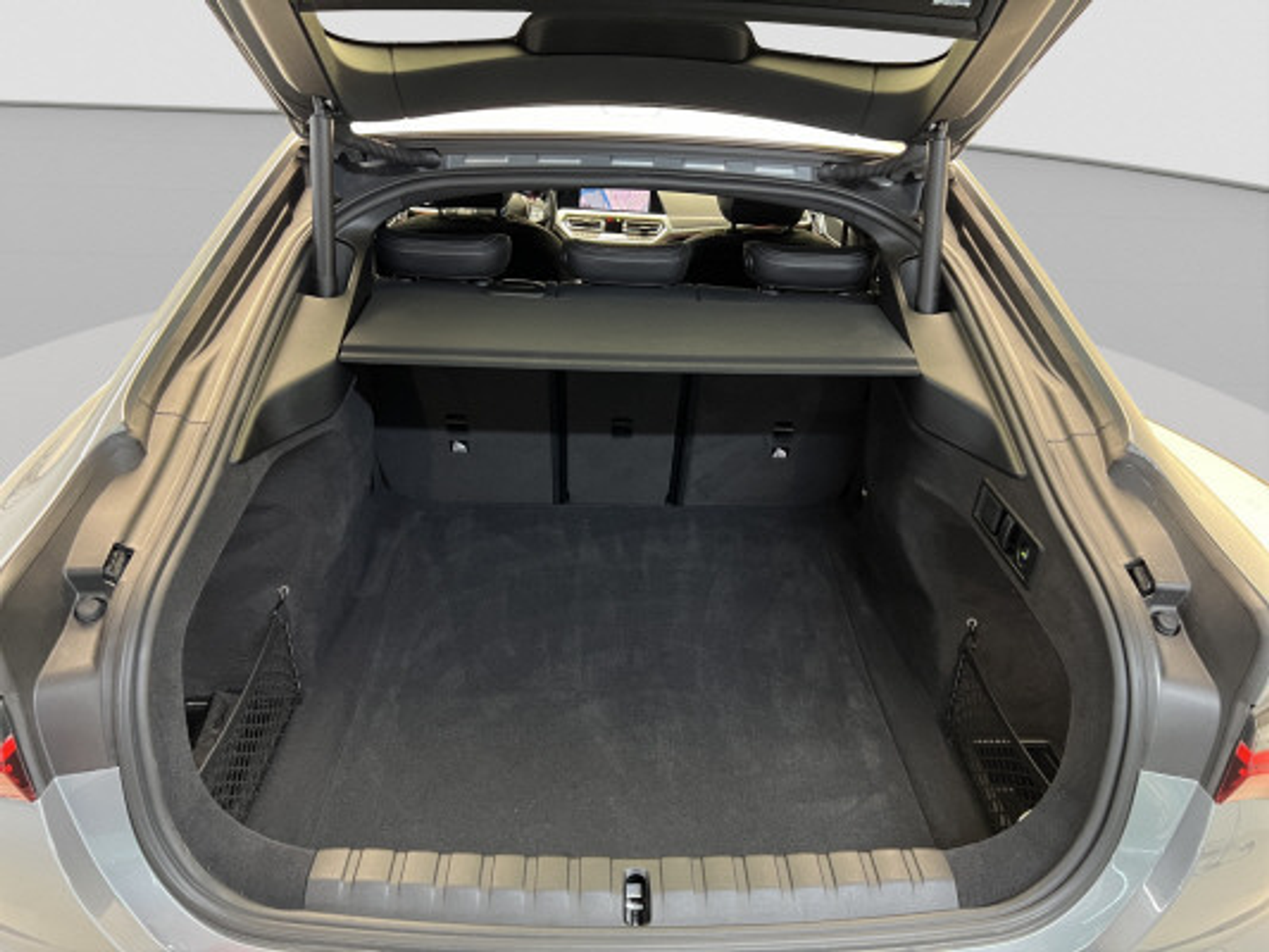 listing desktop thumbnail image 13