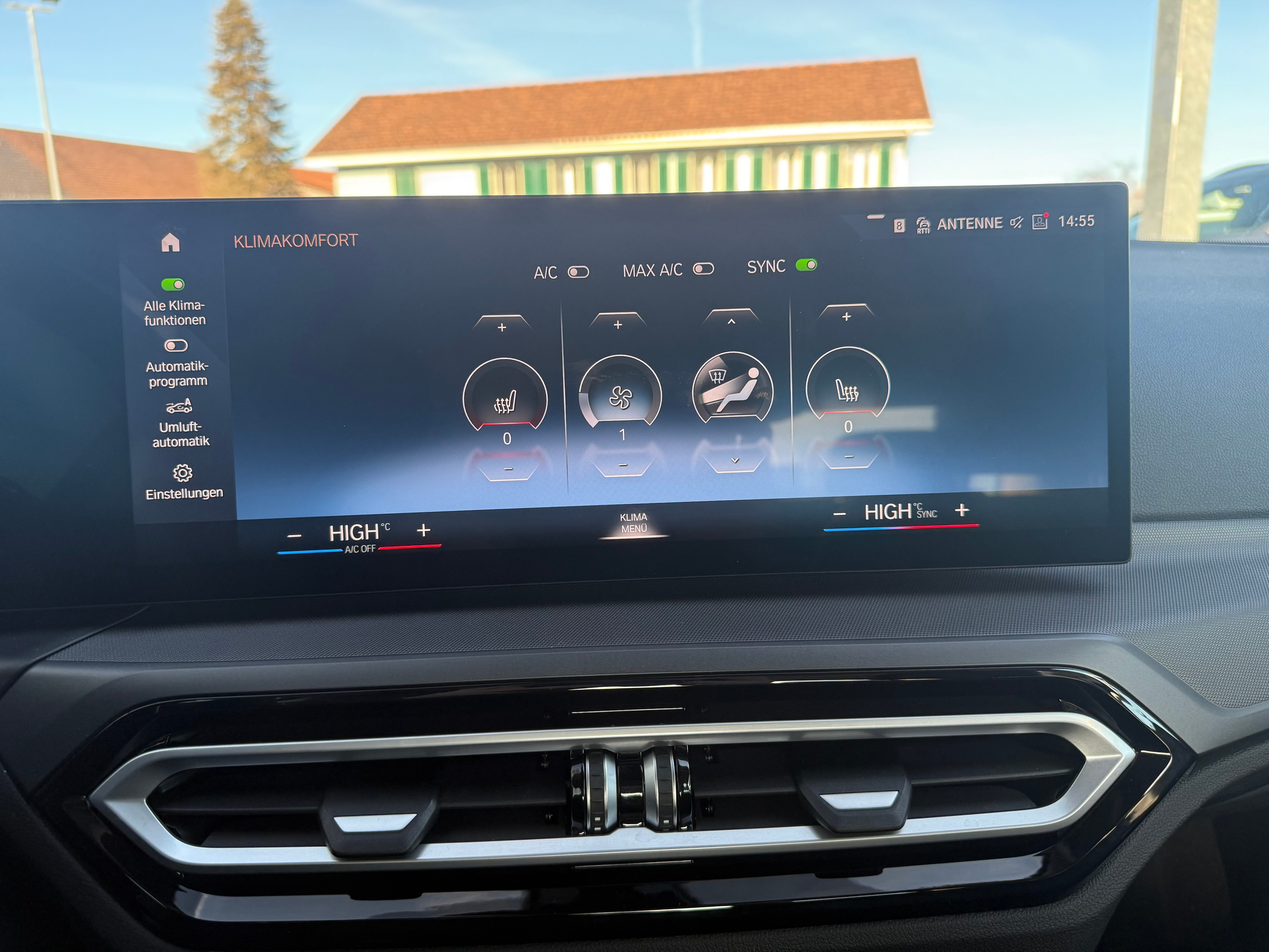 listing desktop thumbnail image 17