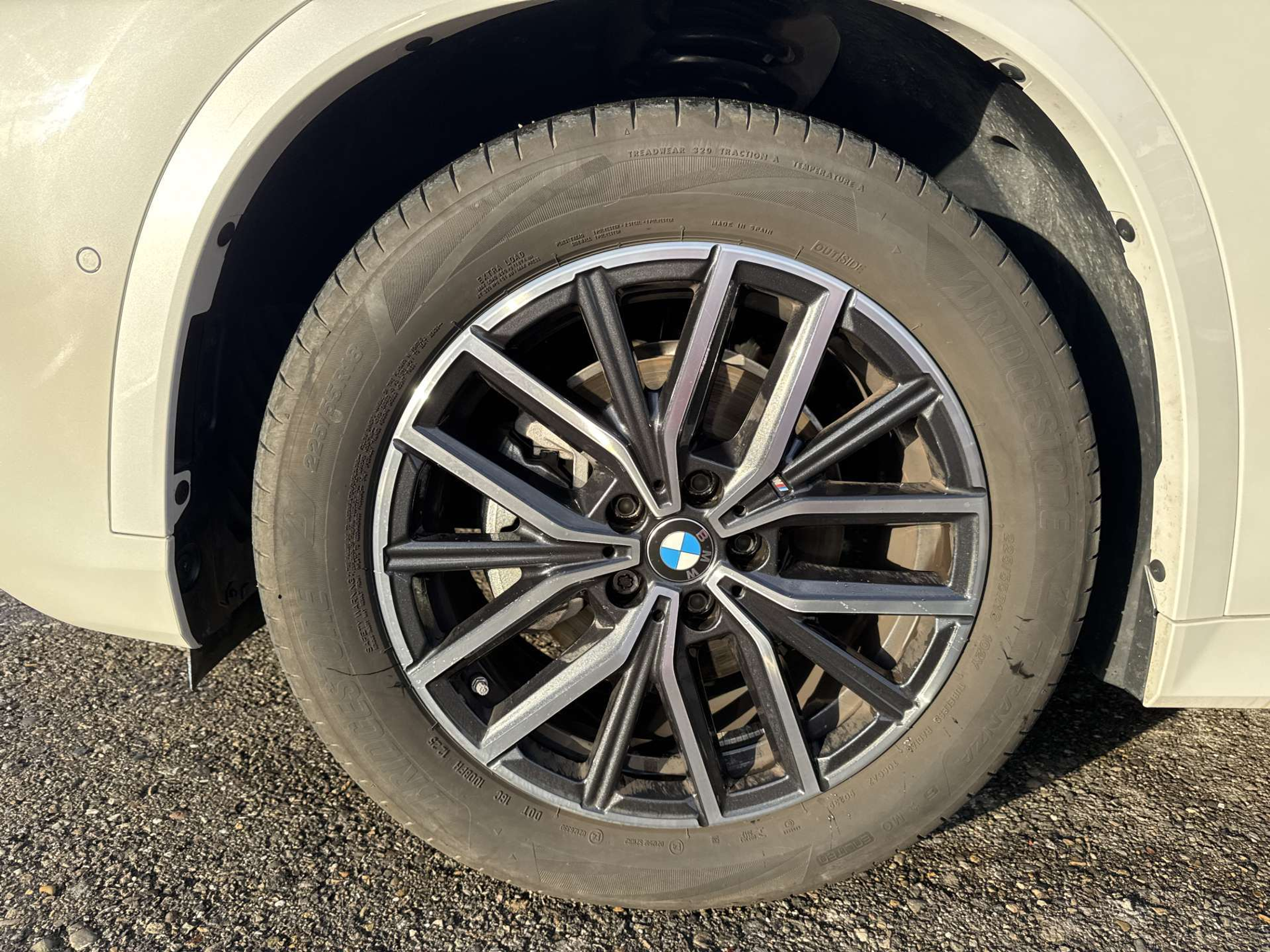 listing desktop thumbnail image 7