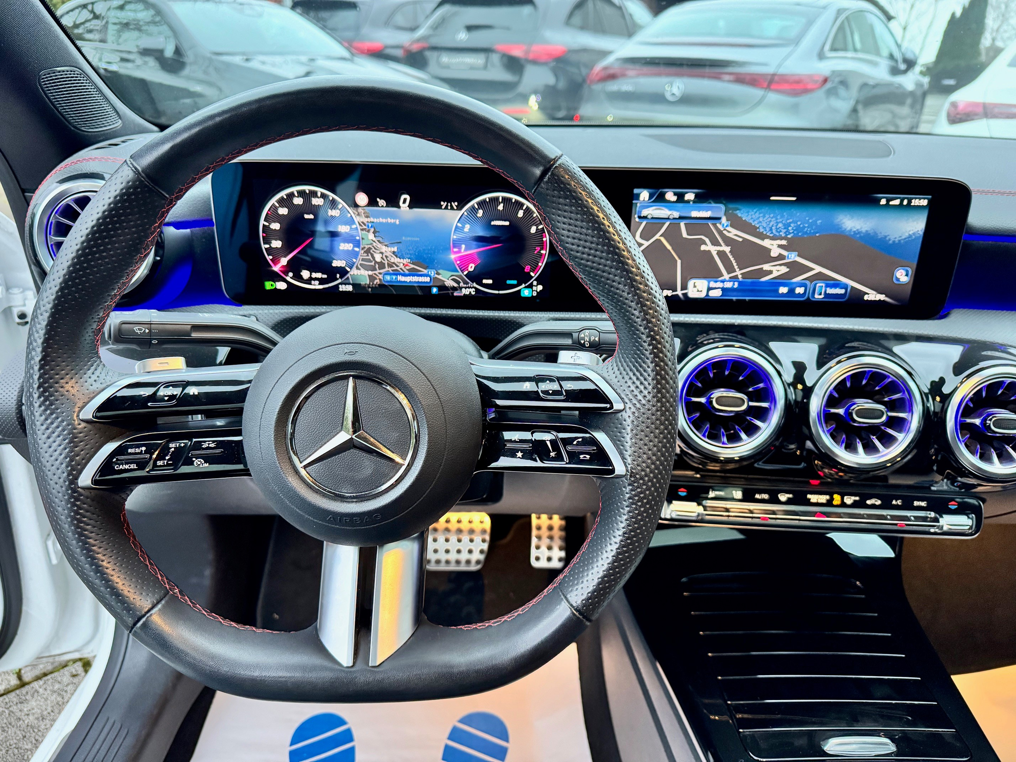 listing desktop thumbnail image 8