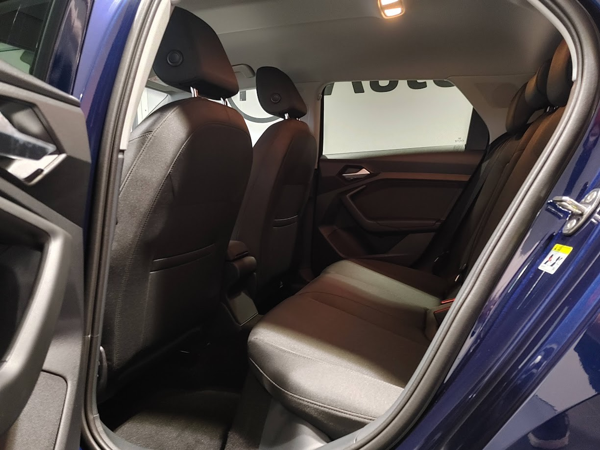 listing desktop thumbnail image 9