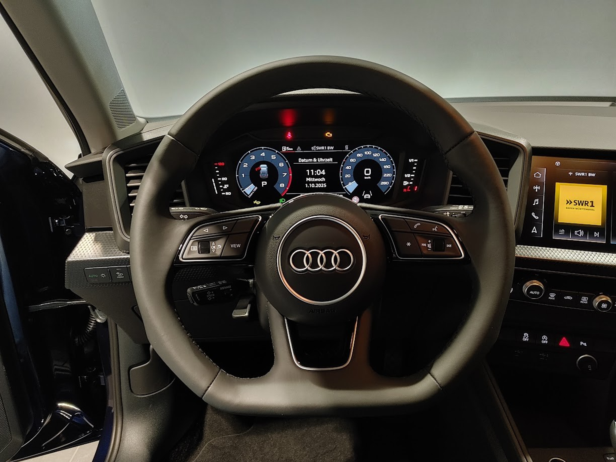 listing desktop thumbnail image 4