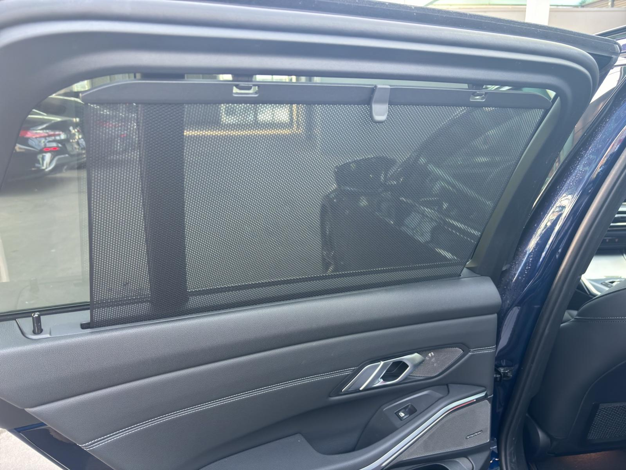 listing desktop thumbnail image 19