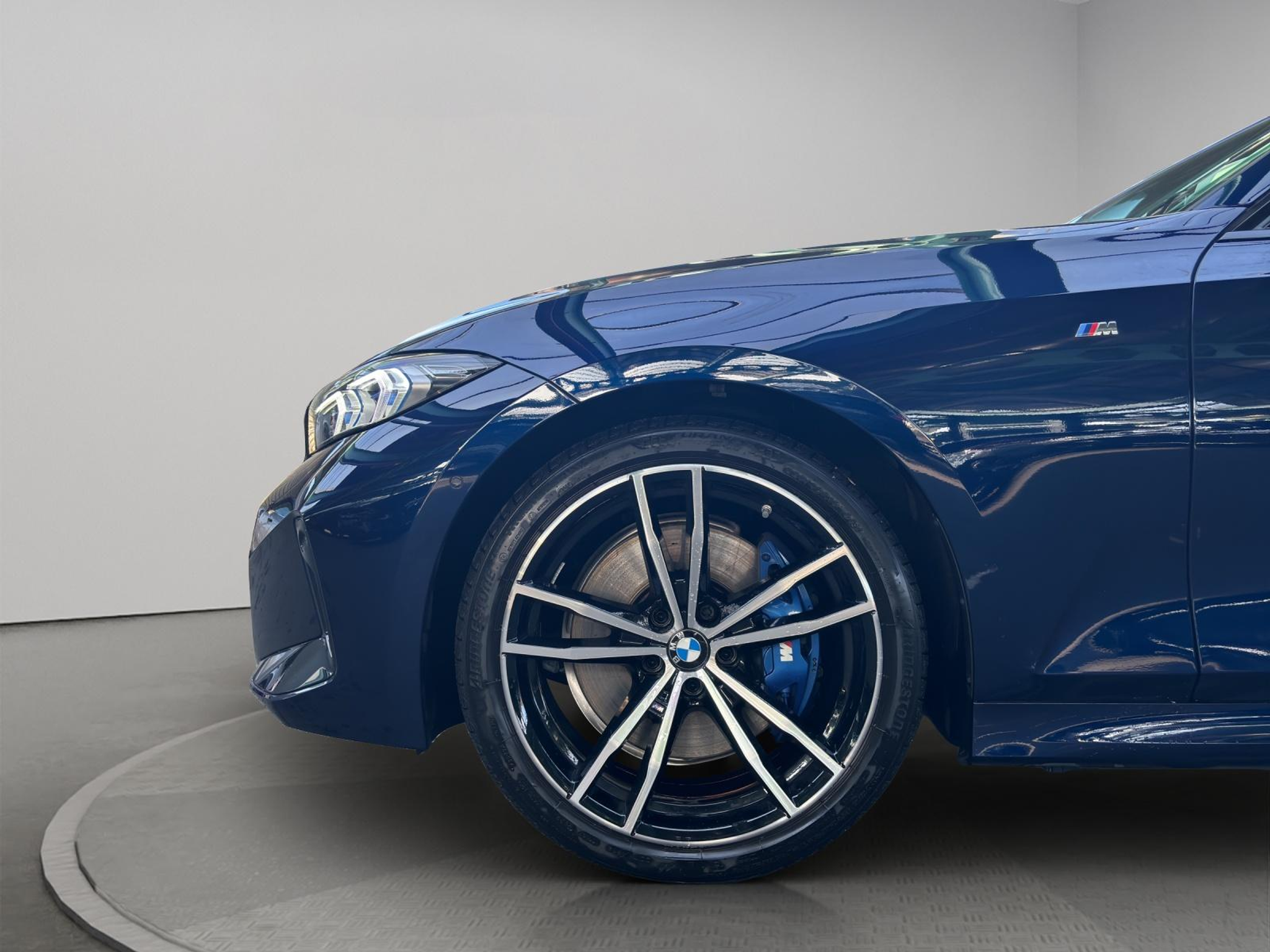 listing desktop thumbnail image 23