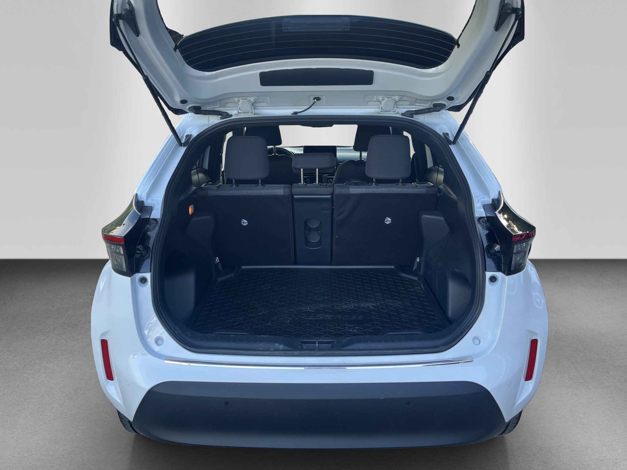 listing desktop thumbnail image 15