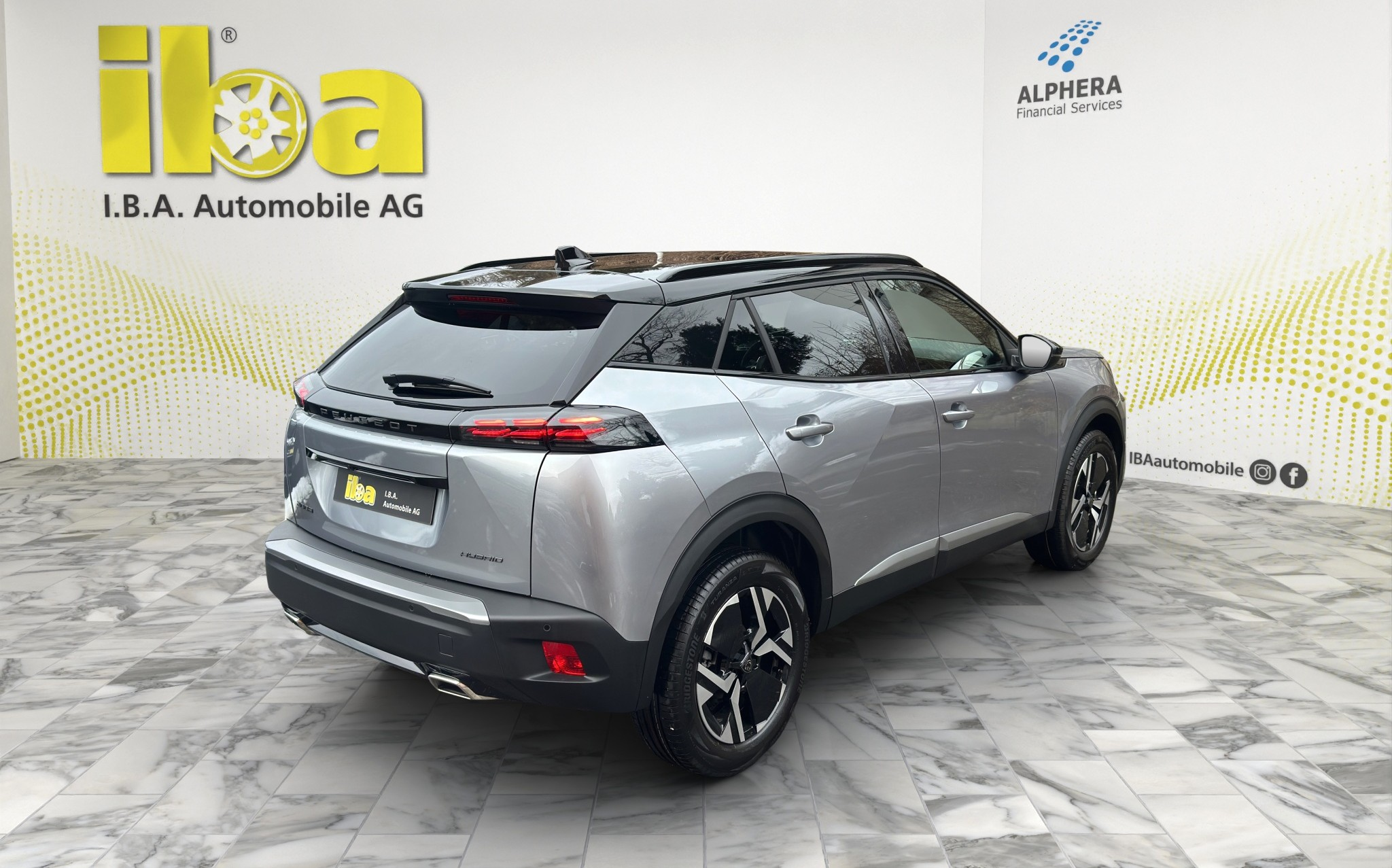 listing desktop thumbnail image 4