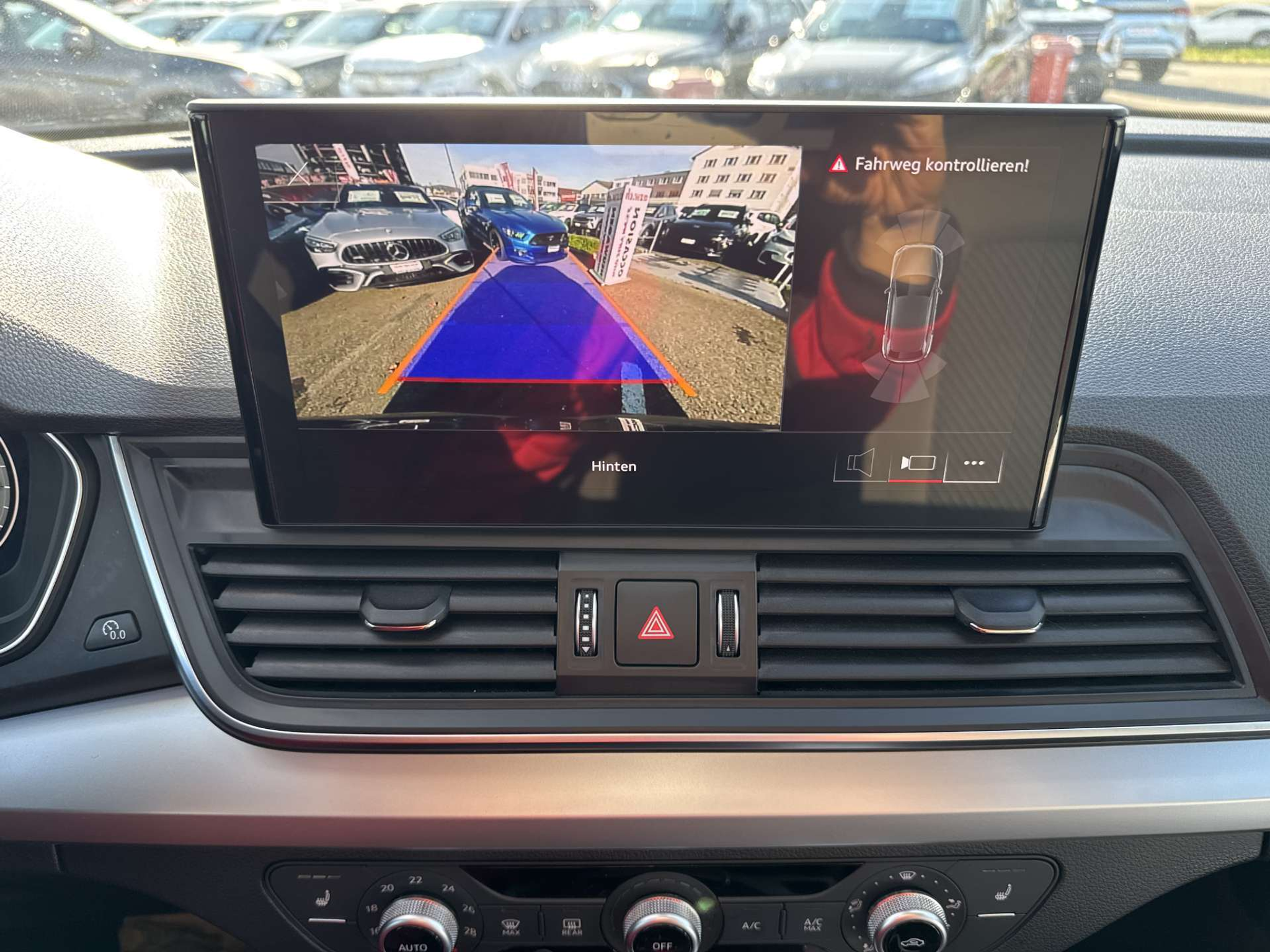 listing desktop thumbnail image 9