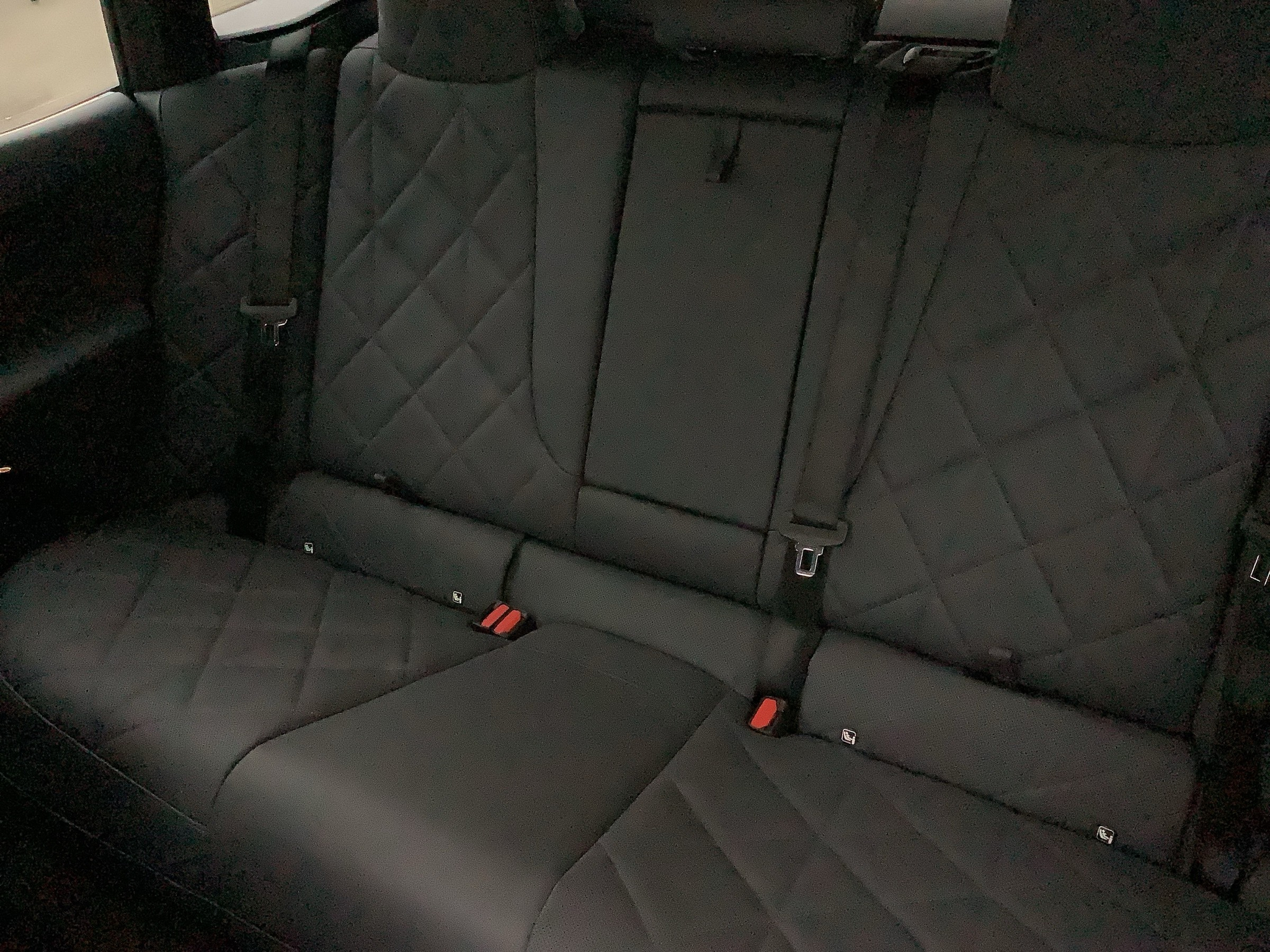 listing desktop thumbnail image 18