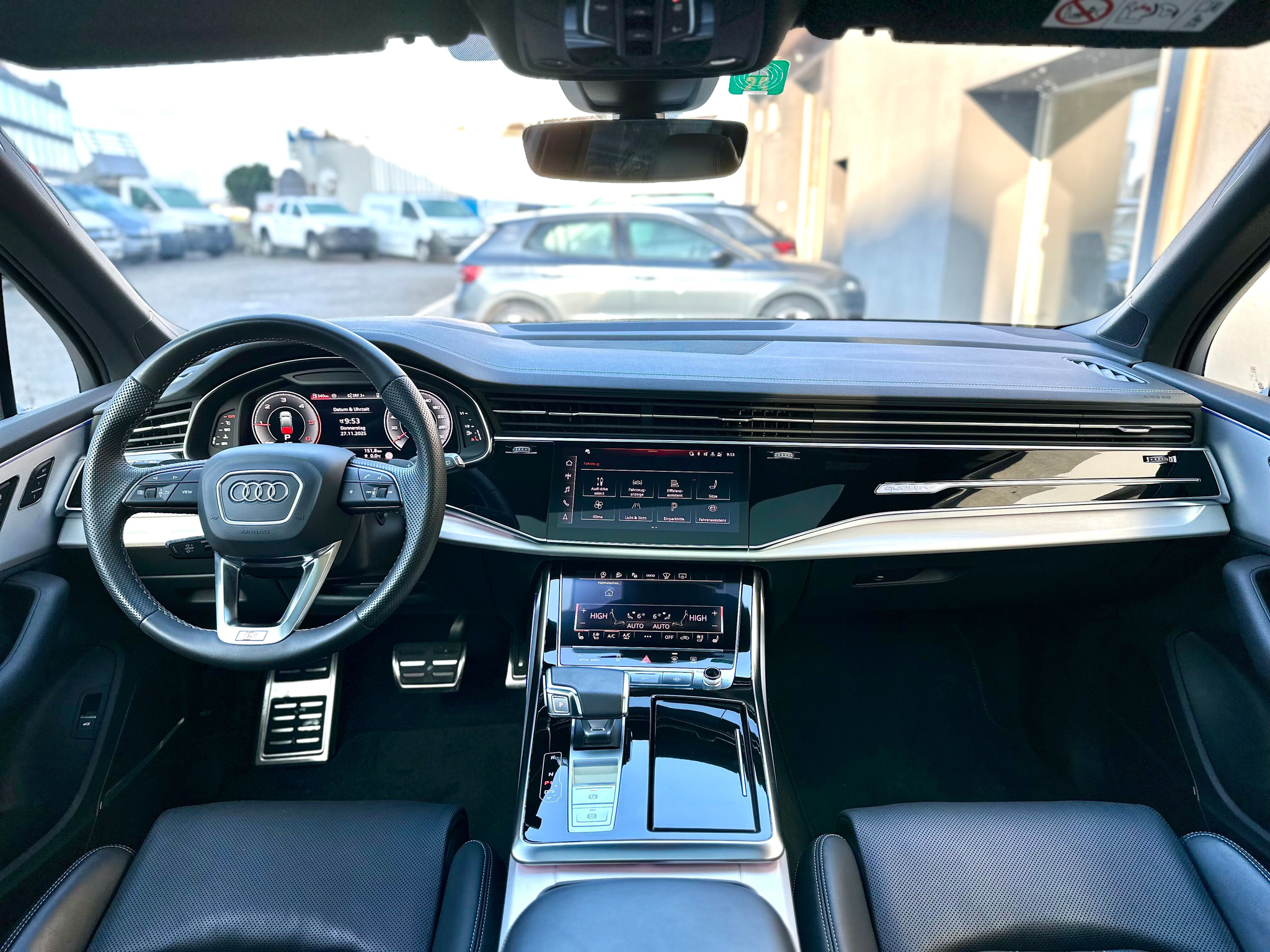 listing desktop thumbnail image 5