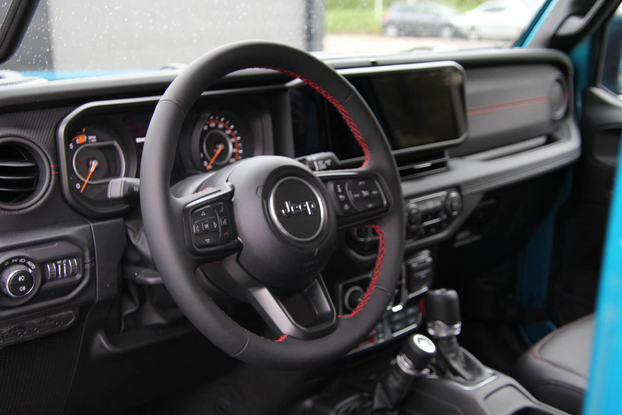 listing desktop thumbnail image 9