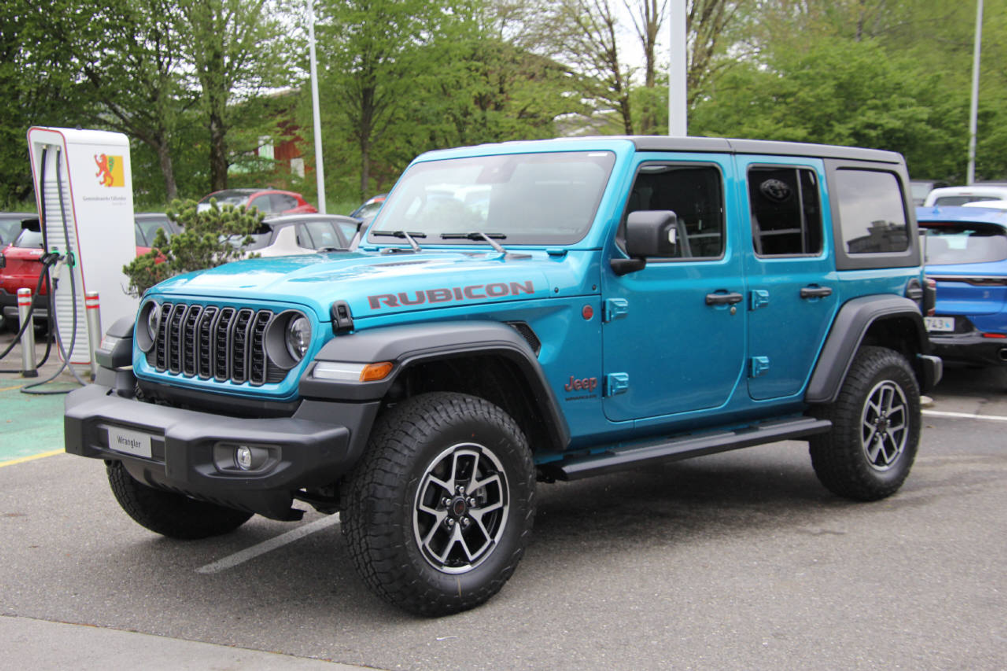 listing desktop thumbnail image 5