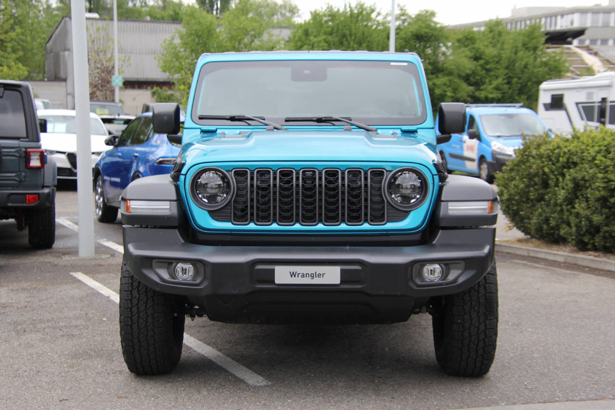 listing desktop thumbnail image 6